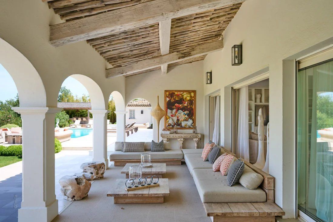 villa 8 Rooms for seasonal rent on Saint-Tropez (83990)