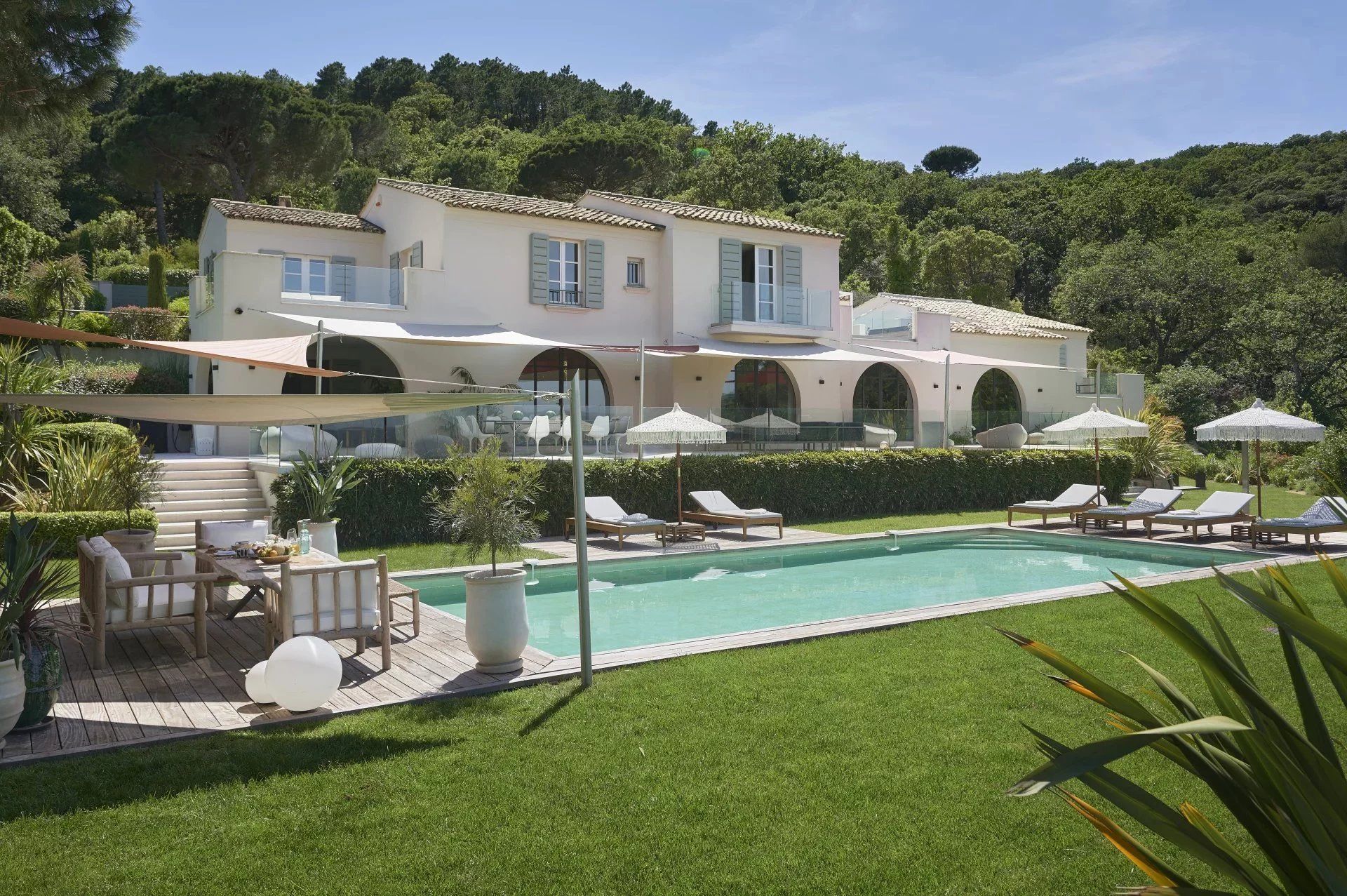 estate 8 Rooms for seasonal rent on Ramatuelle (83350)