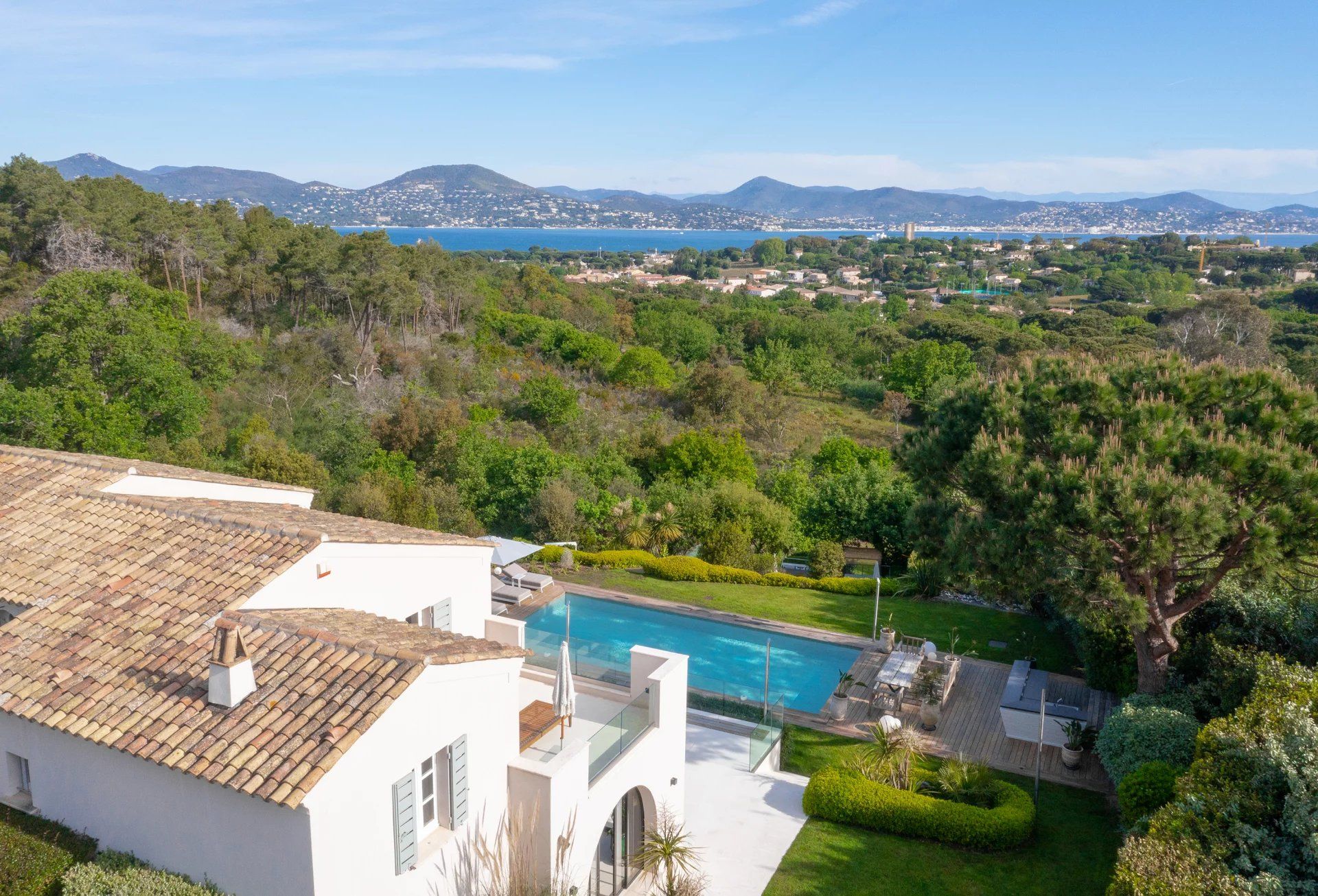 estate 8 Rooms for seasonal rent on Ramatuelle (83350)