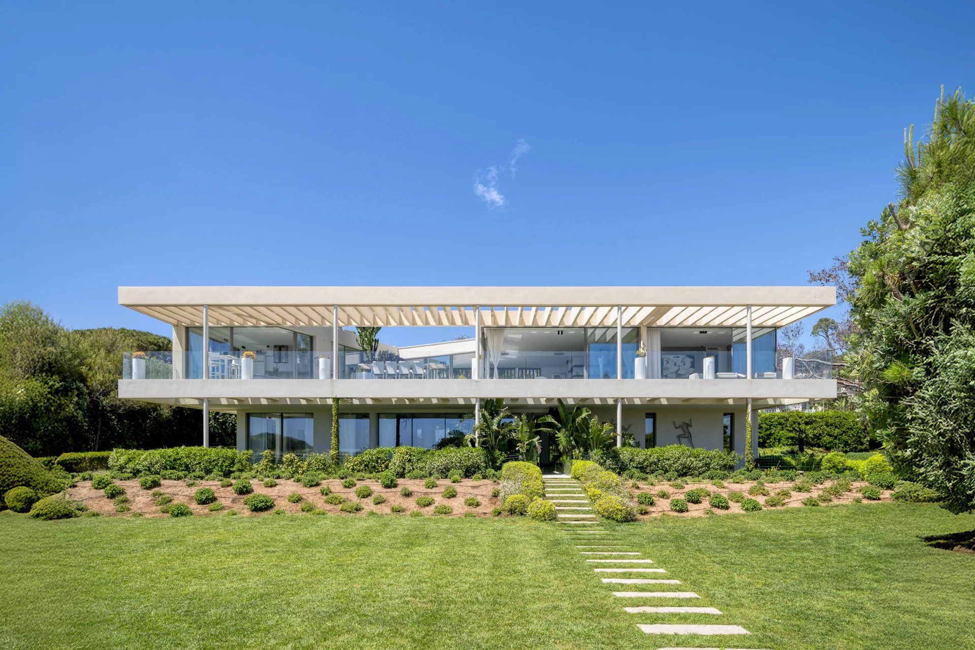 villa 8 Pièces en vente sur Antibes (06600) Vente Villa Antibes 8 Pièces 499 m²