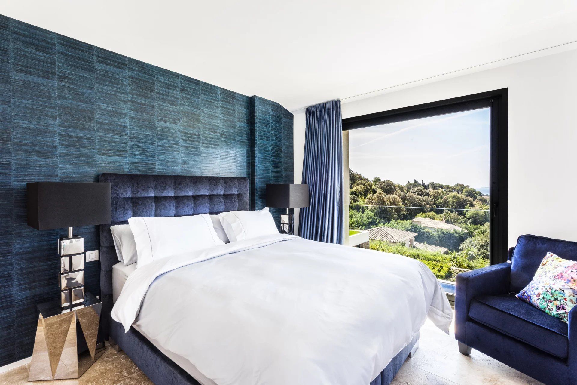 villa 11 Rooms for seasonal rent on La Croix-Valmer (83420)