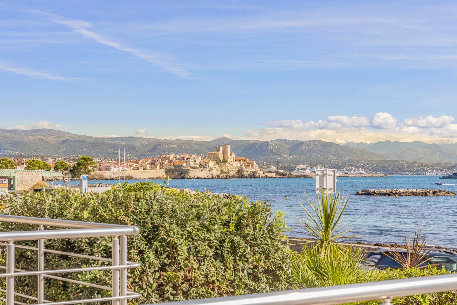 apartment for sale on Antibes (06160)