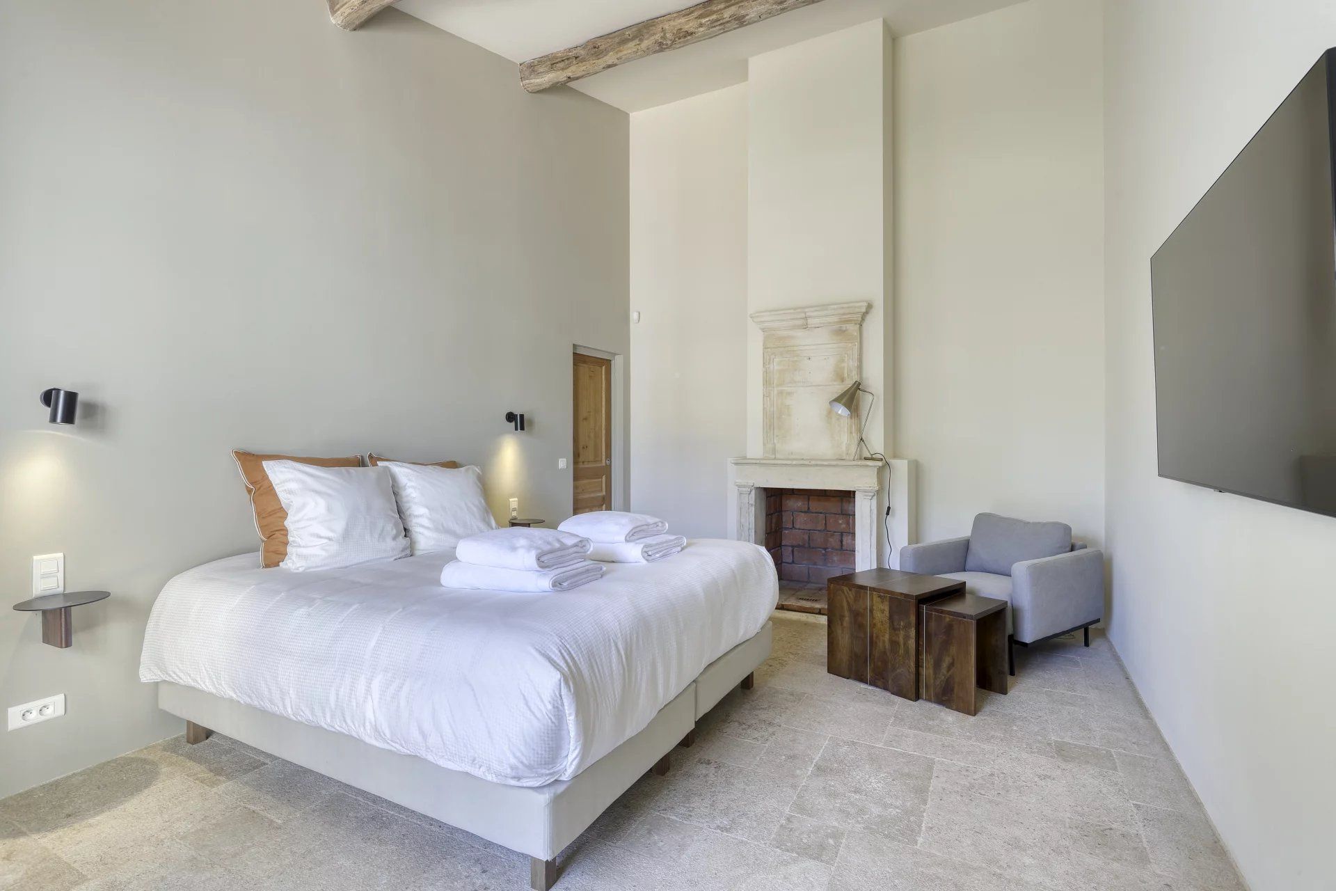 villa 9 Rooms for seasonal rent on Ramatuelle (83350)