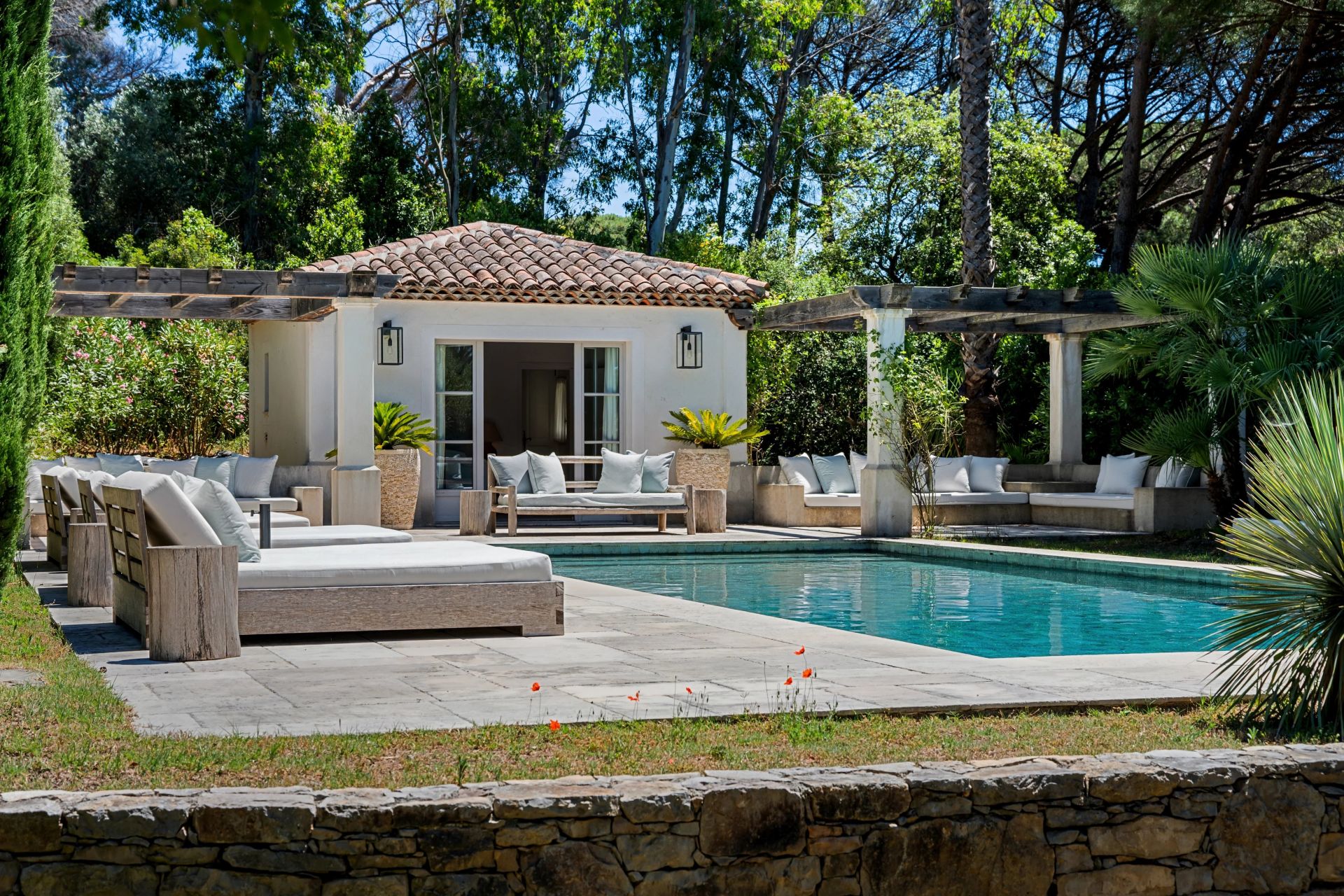 villa 7 Pièces en location saisonnière sur Saint-Tropez (83990)