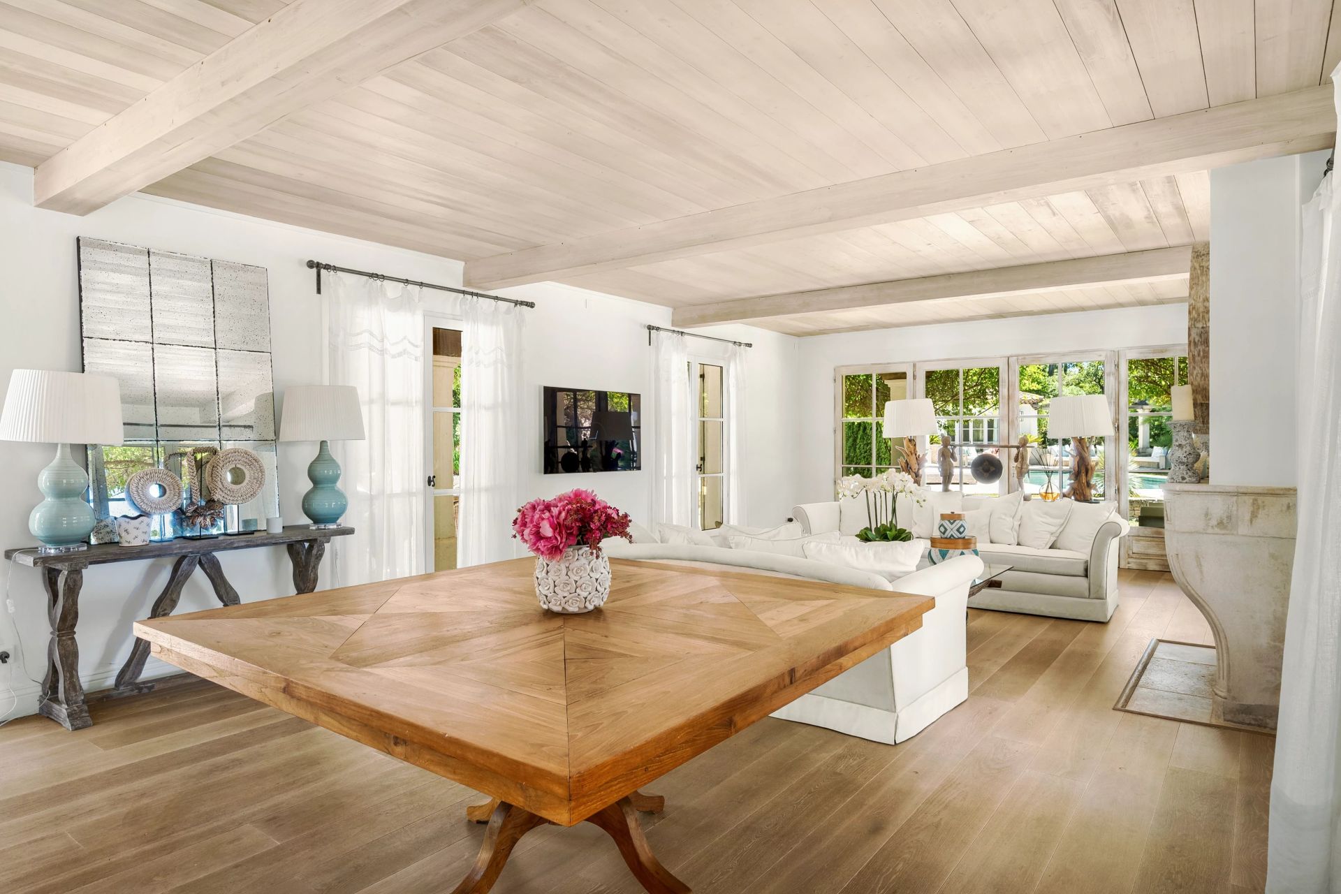 villa 7 Pièces en location saisonnière sur Saint-Tropez (83990)