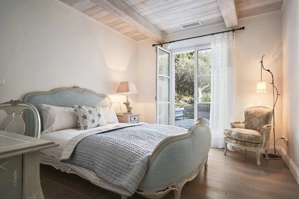villa 7 Pièces en location saisonnière sur Saint-Tropez (83990)