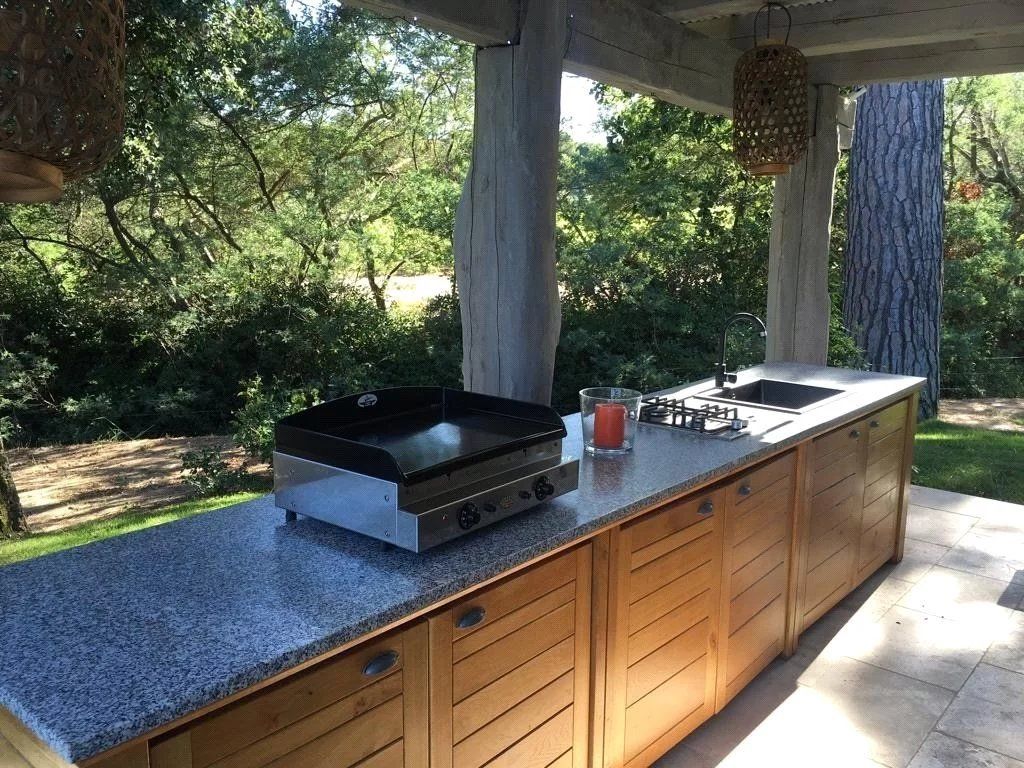 villa 7 Rooms for seasonal rent on Ramatuelle (83350)