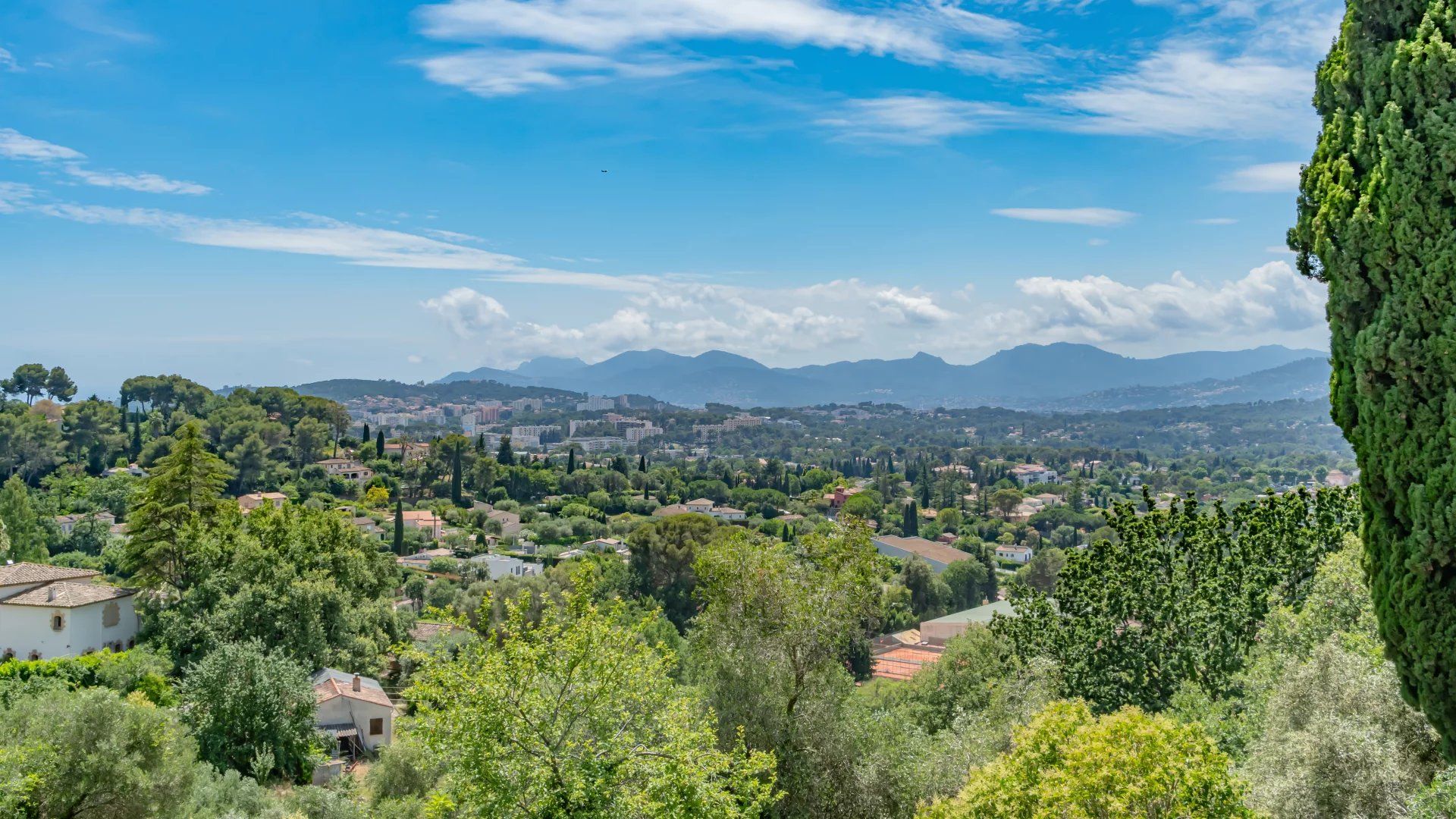 villa 5 Pièces en vente sur Mougins (06250) Vente Villa Mougins 5 Pièces 190 m²