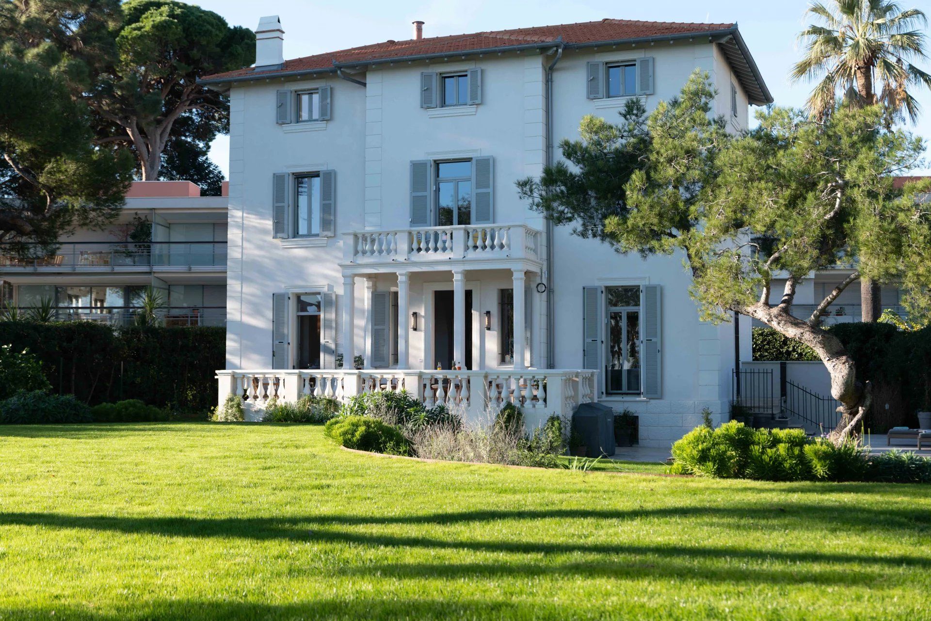 villa 11 Pièces en location saisonnière sur Antibes (06160)