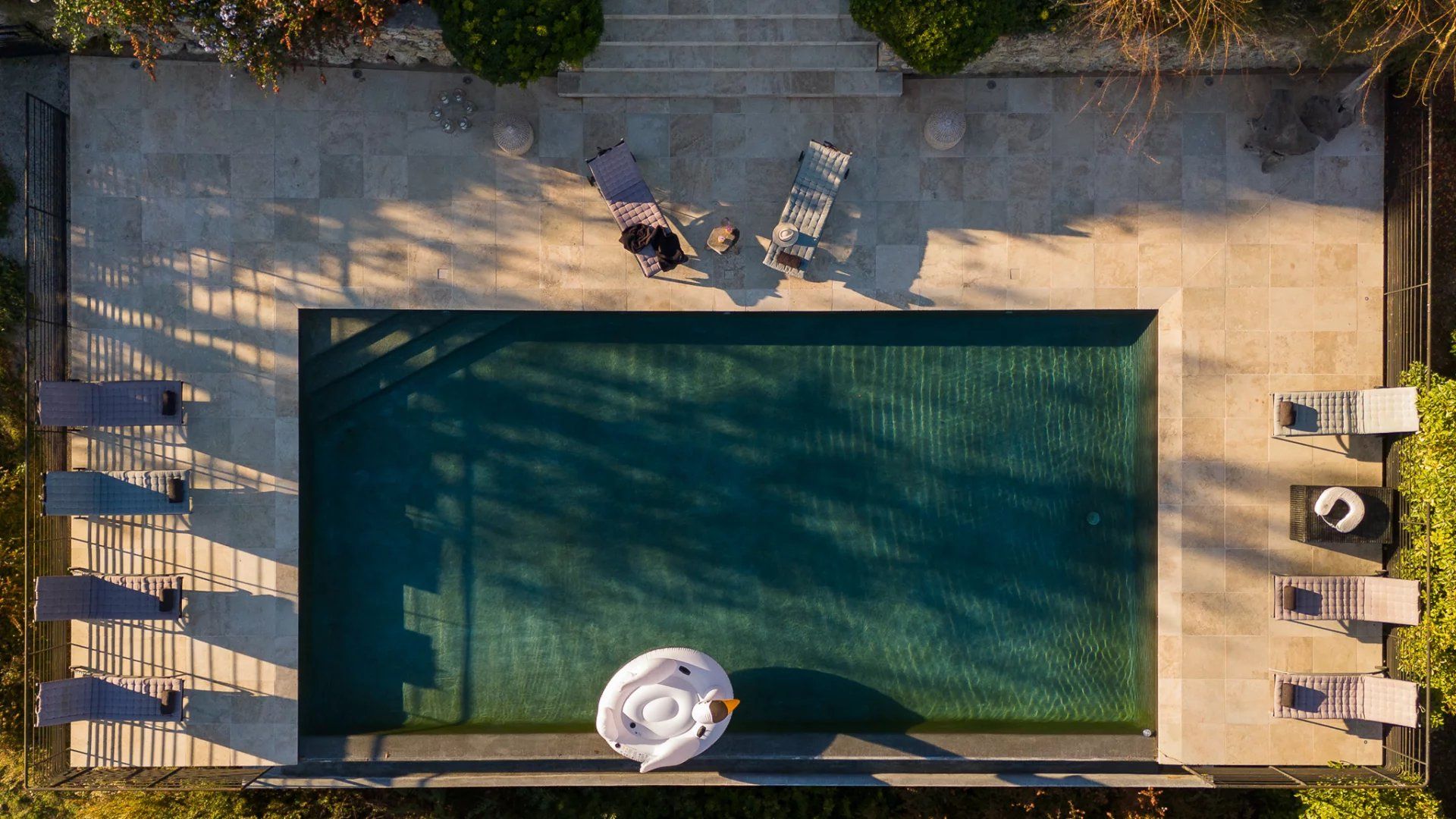 villa 10 Rooms for seasonal rent on Callas (83830)