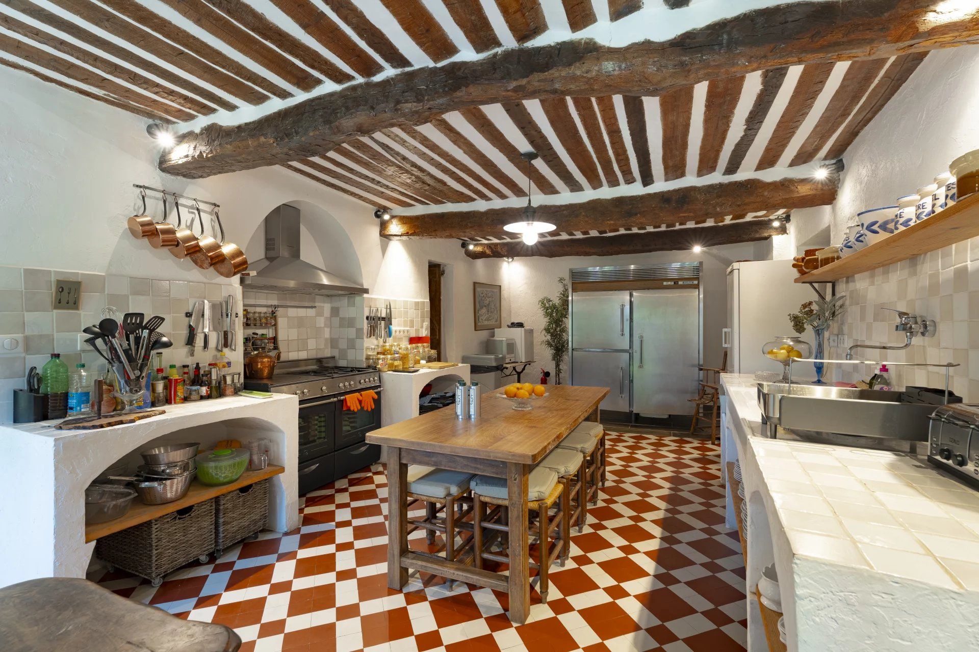 villa 17 Pièces en location saisonnière sur Valbonne (06560)