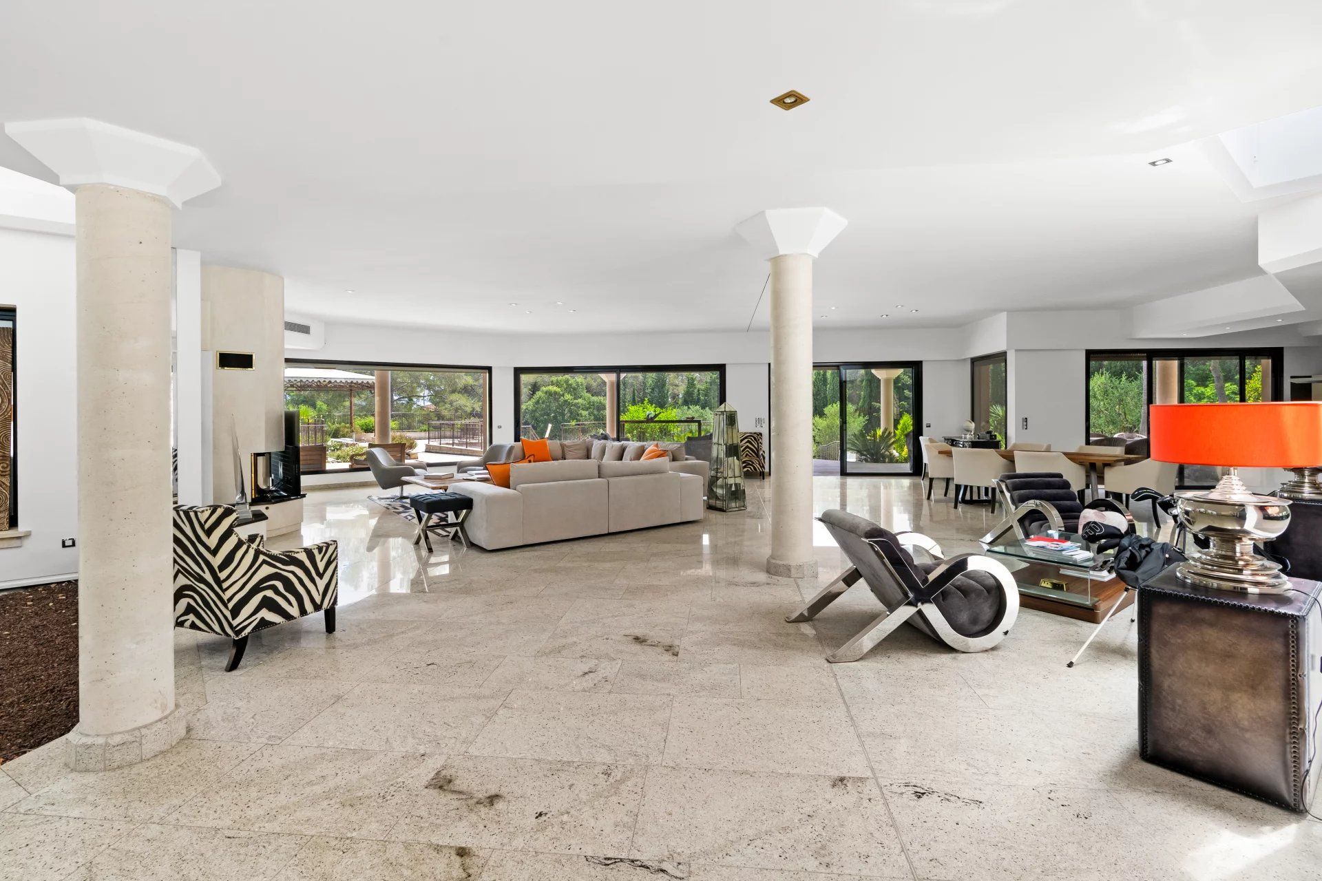 villa 10 Pièces en vente sur Mougins (06250) Vente Villa Mougins 10 Pièces 536 m²