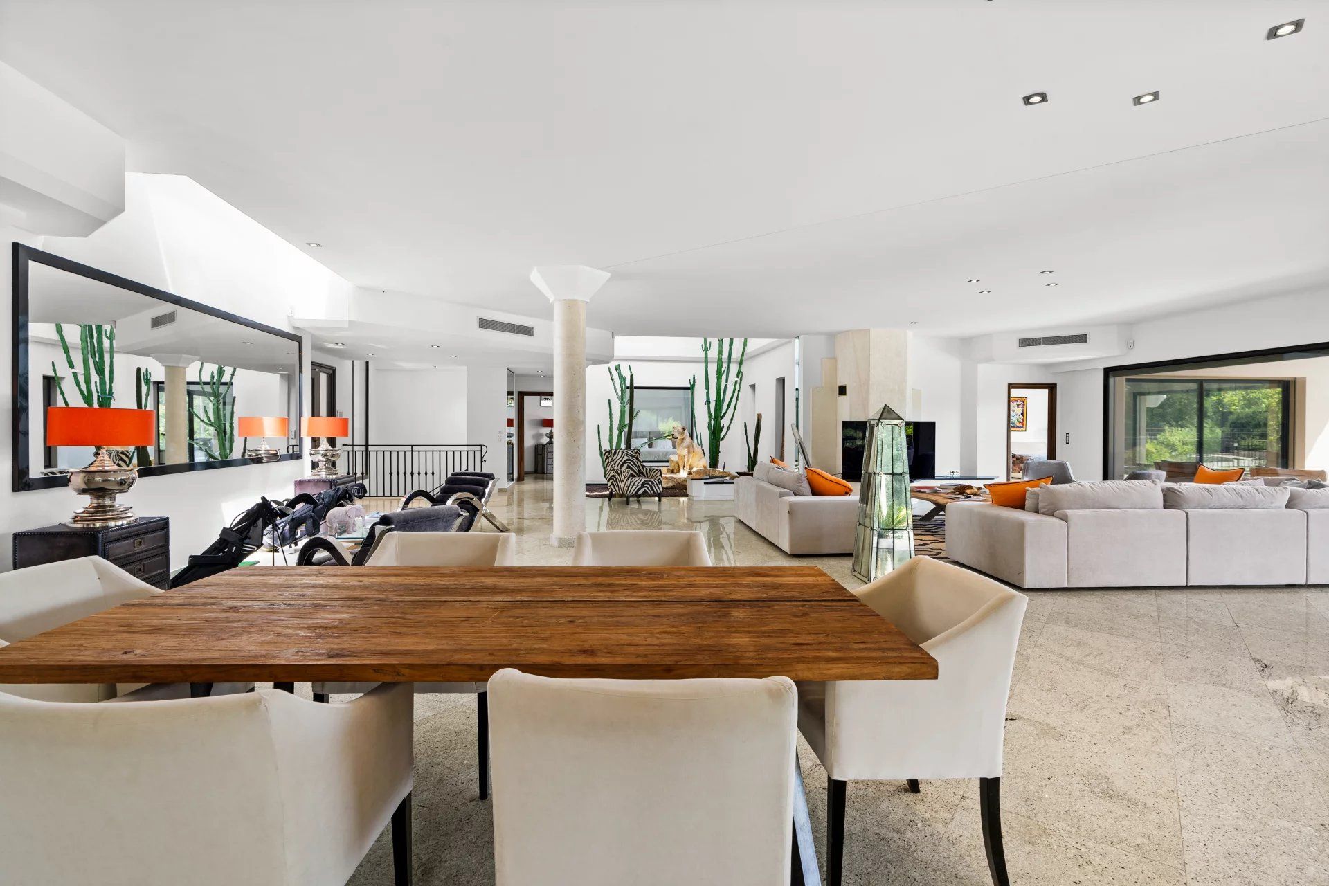villa 10 Pièces en vente sur Mougins (06250) Vente Villa Mougins 10 Pièces 536 m²
