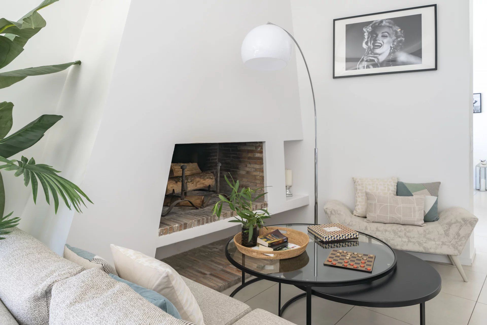 villa 7 Rooms for seasonal rent on Cannes (06400)