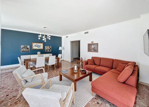 Location saisonnière Appartement Antibes 4&nbsp;Pièces 120&nbsp;m²