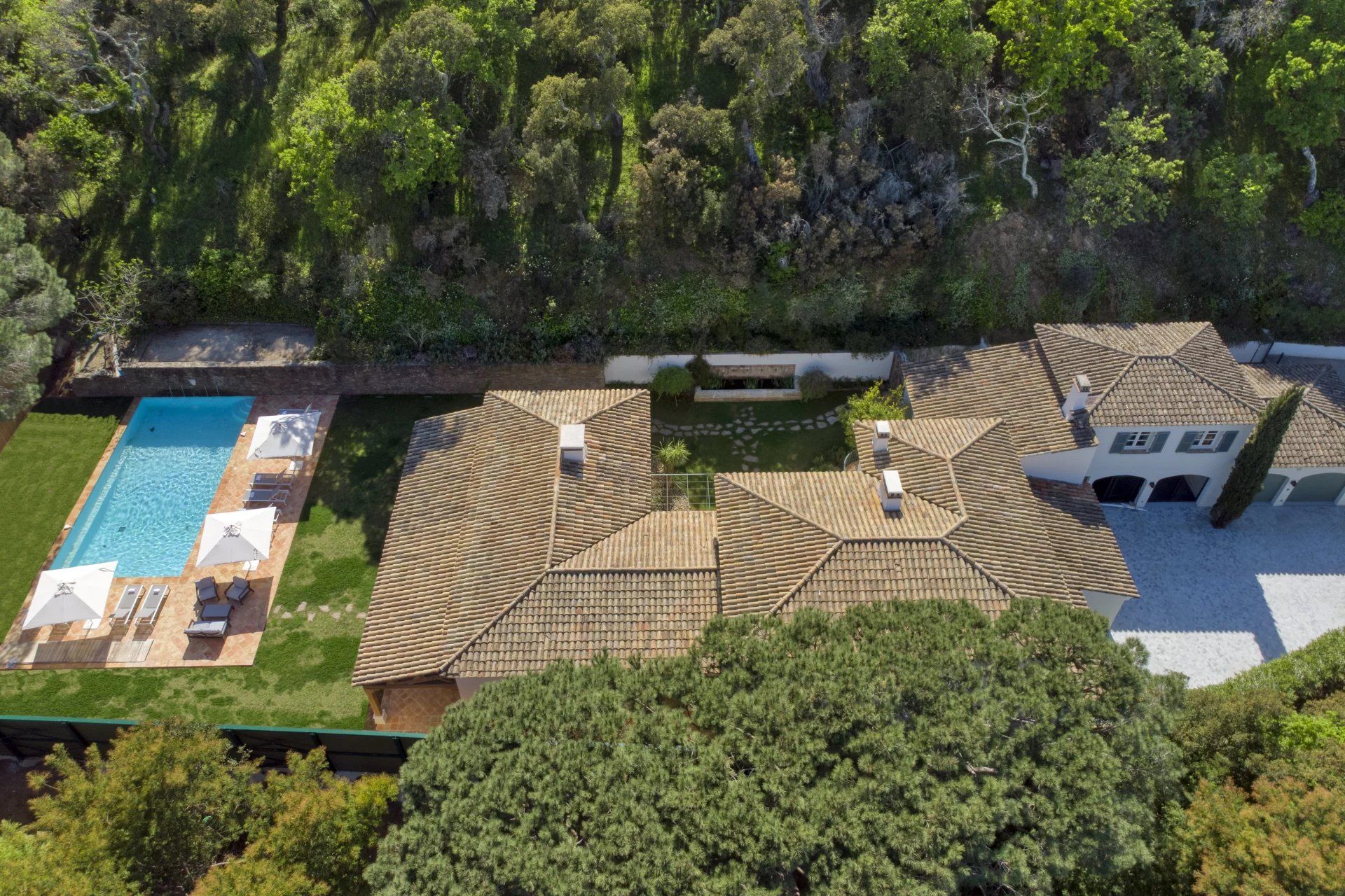 villa 9 Rooms for sale on Ramatuelle (83350)