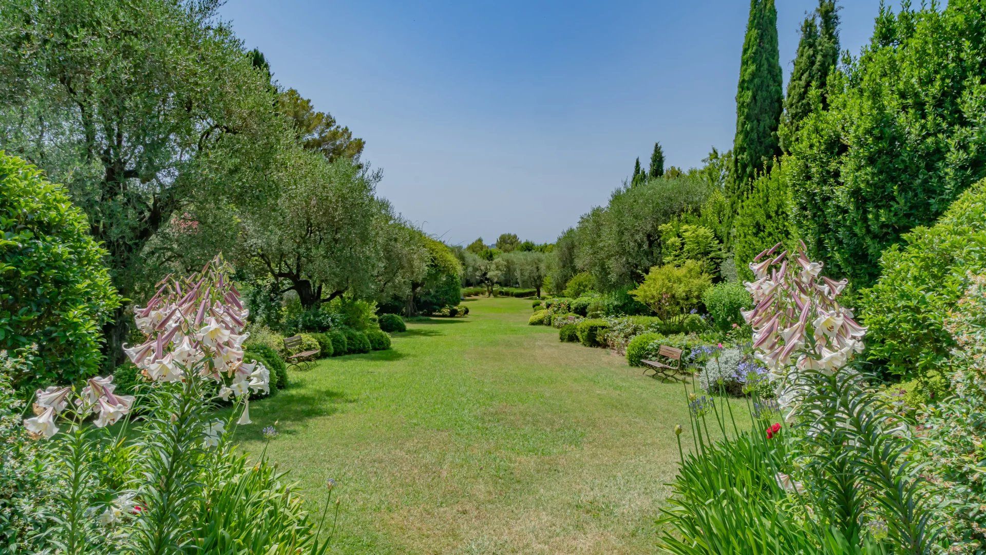 villa 12 Pièces en vente sur Mouans-Sartoux (06370)