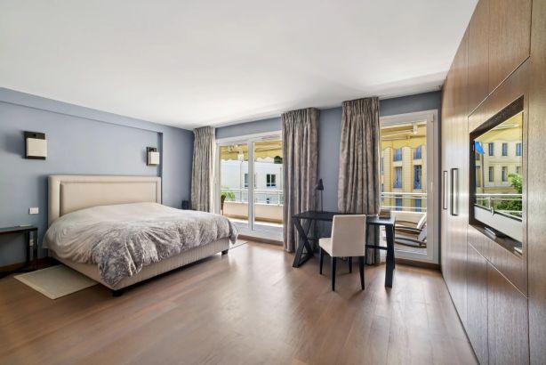 Sale Apartment Beaulieu-sur-Mer 141&nbsp;m²