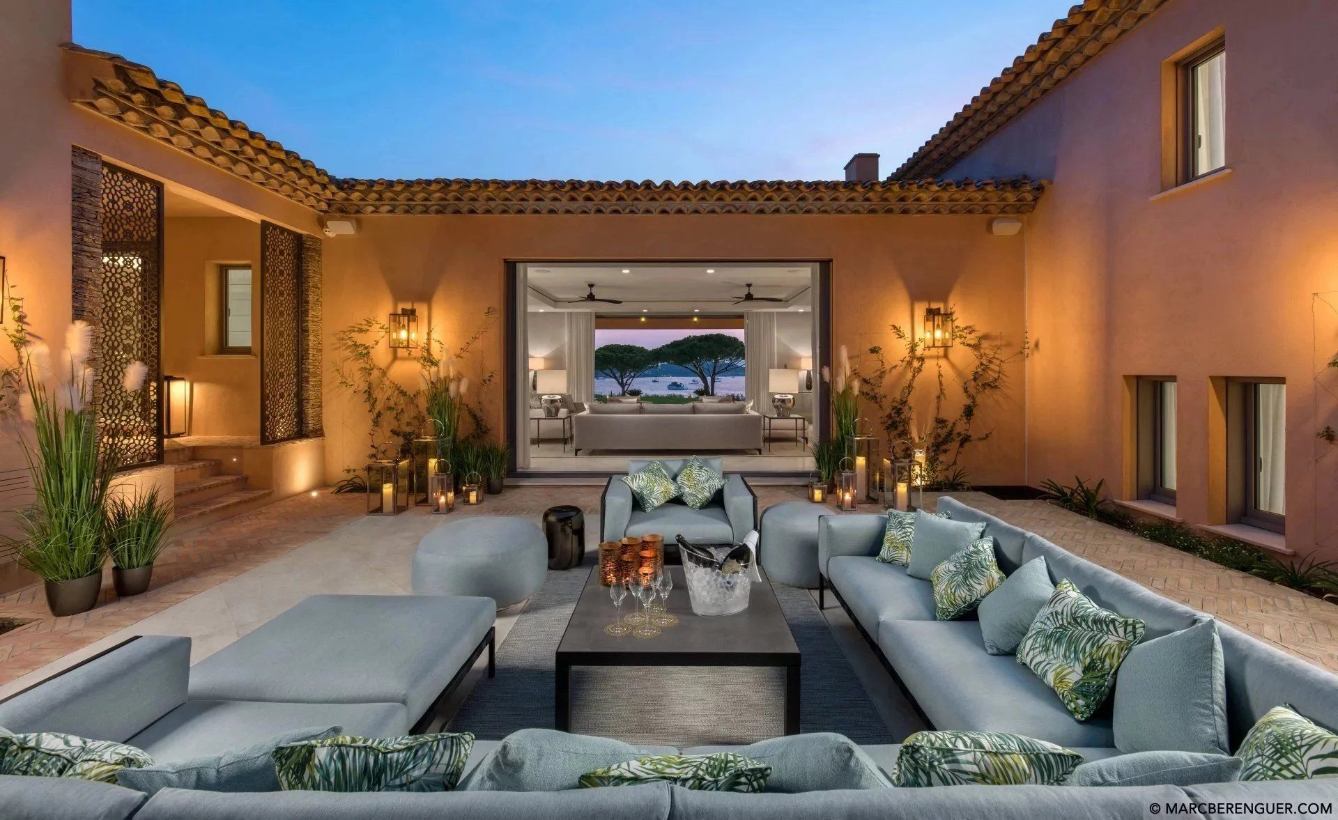 villa 8 Pièces en location saisonnière sur Saint-Tropez (83990)