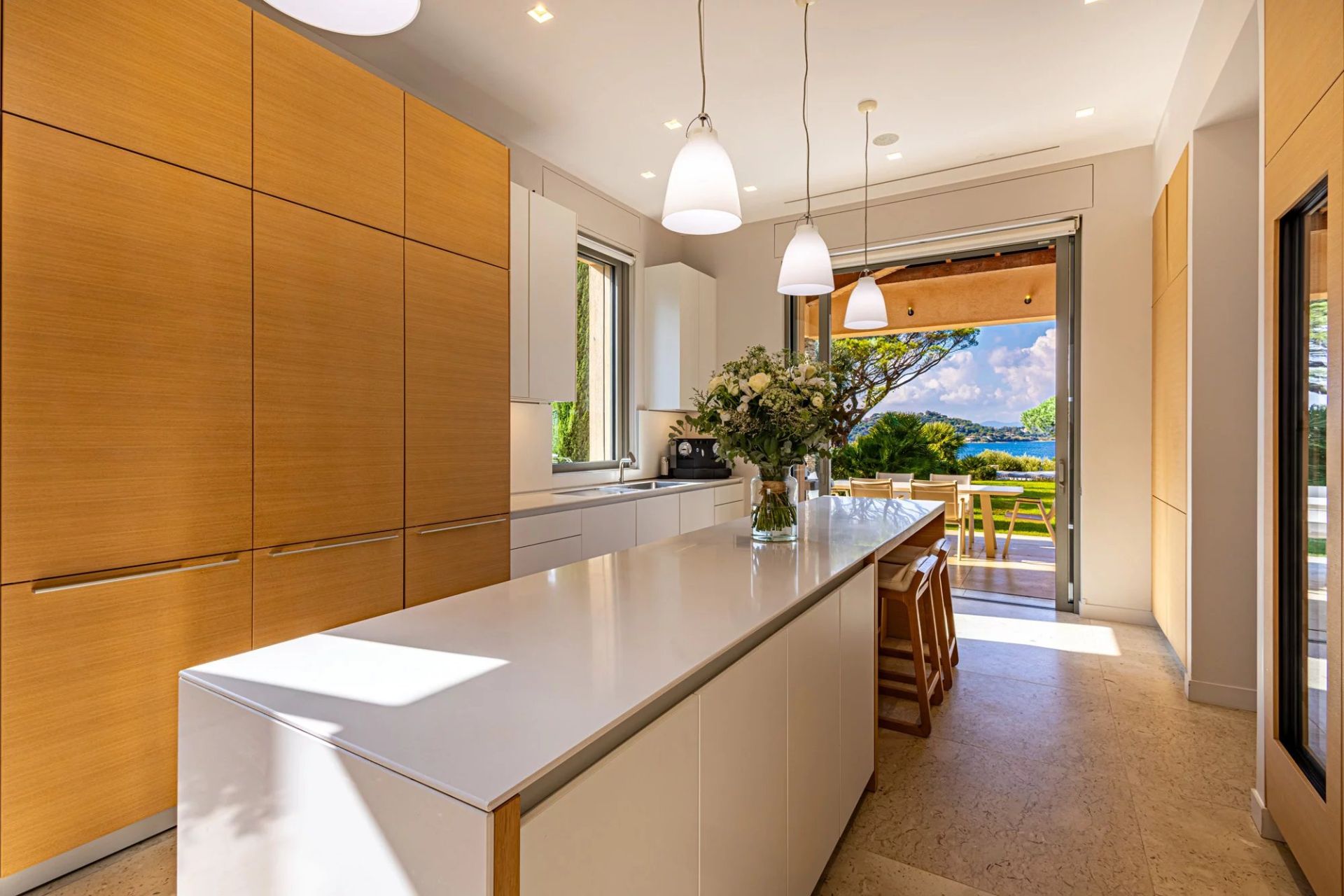 villa 8 Pièces en location saisonnière sur Saint-Tropez (83990)