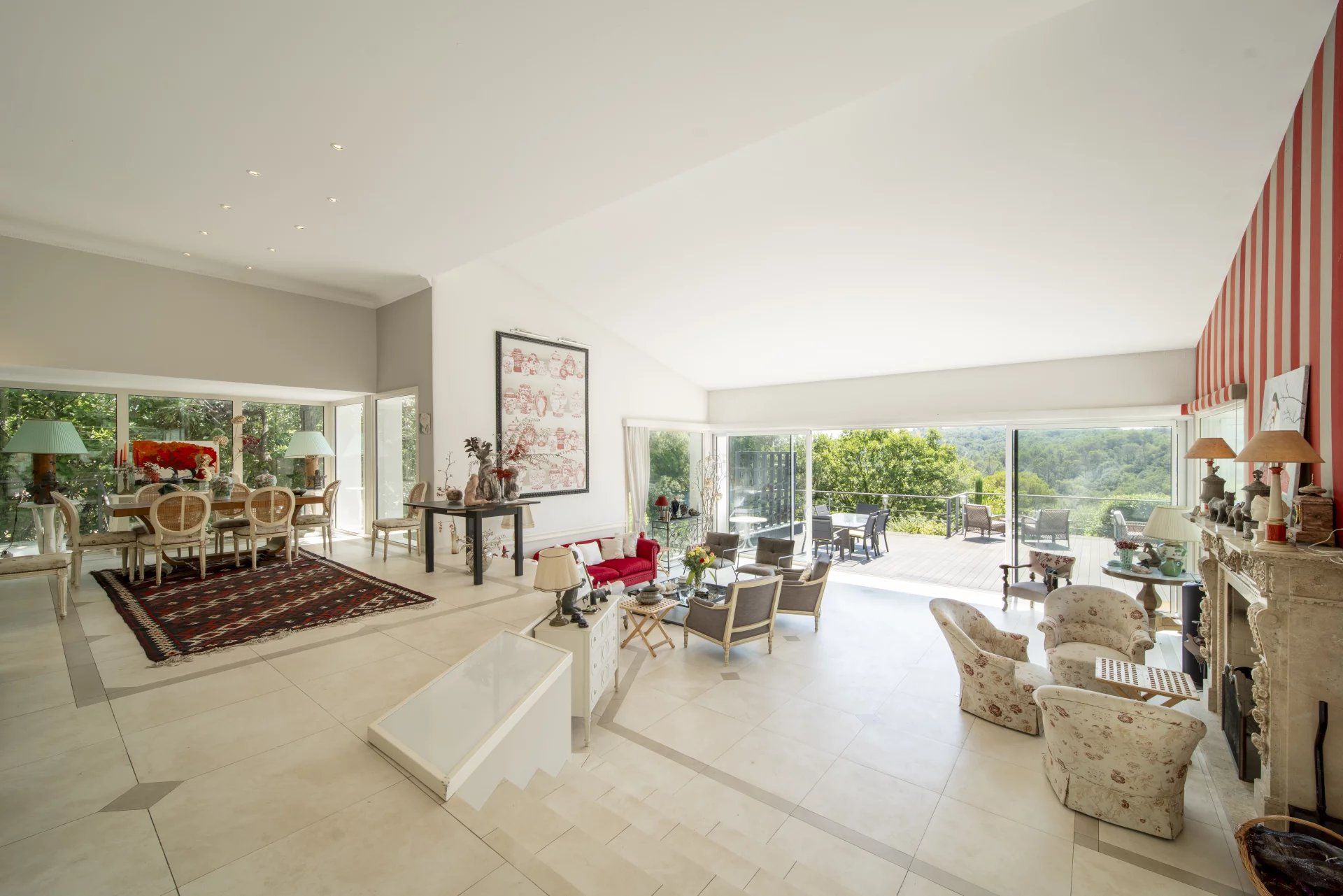 villa 8 Pièces en vente sur Valbonne (06560)