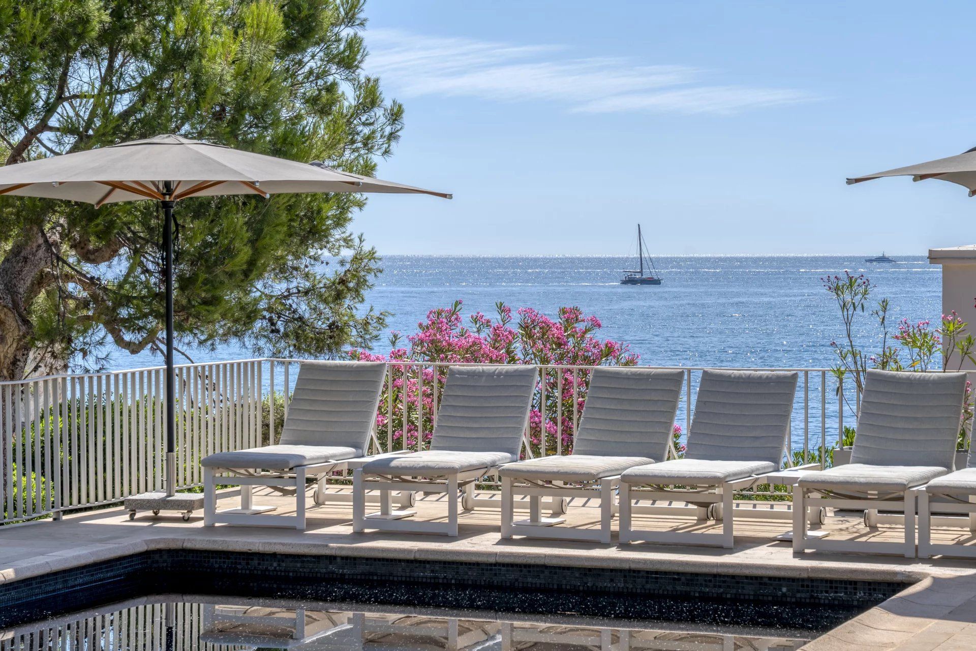 villa 6 Pièces en location saisonnière sur Antibes (06160) Location saisonnière Villa Antibes 6 Pièces 175 m²