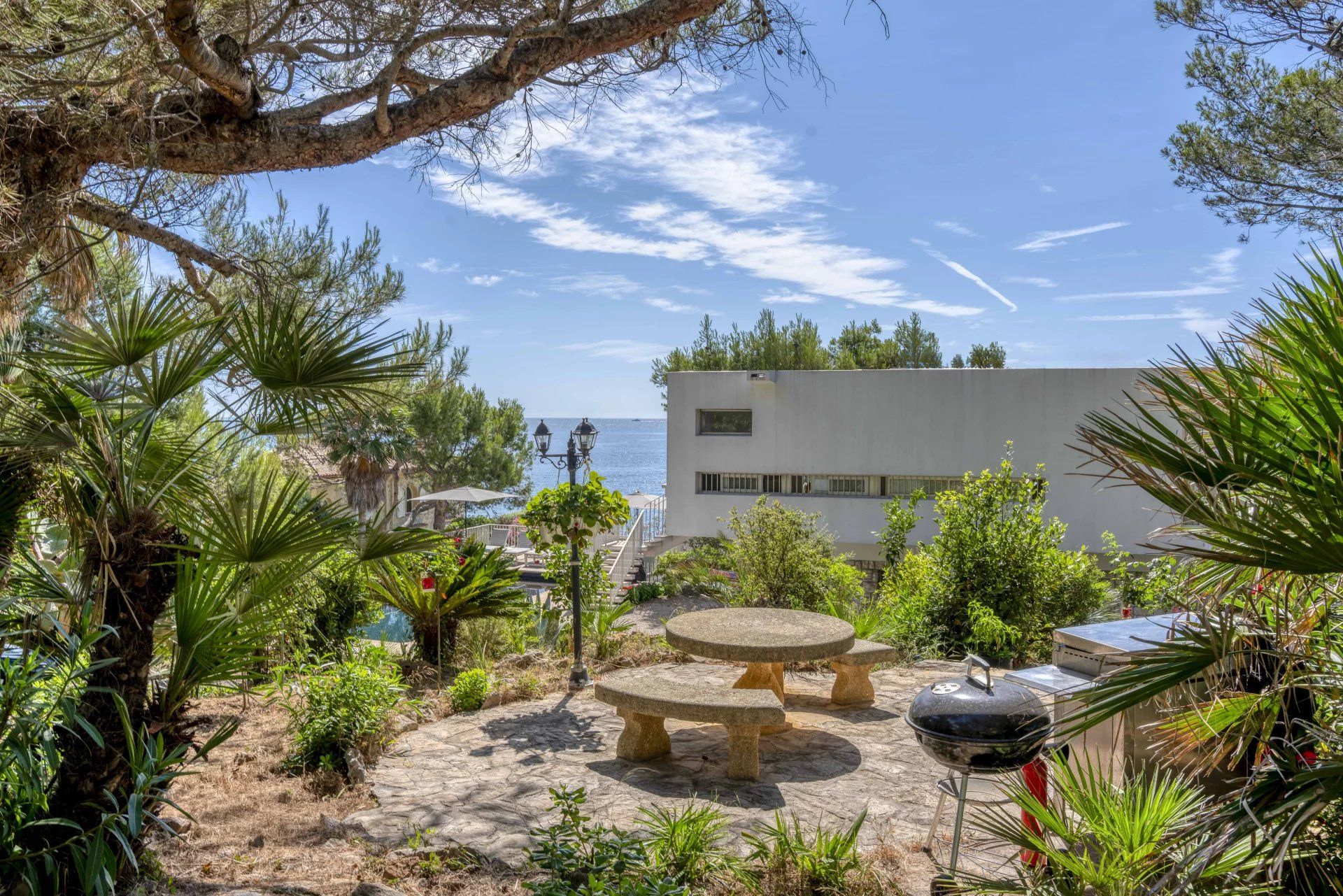 villa 6 Pièces en location saisonnière sur Antibes (06160)