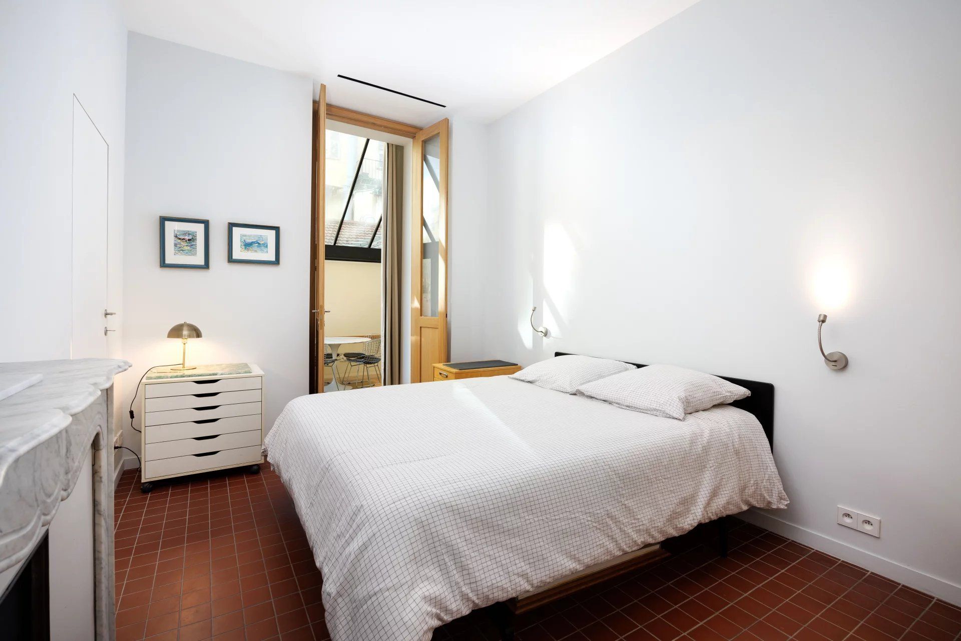 apartment 4 Rooms for sale on Nice (06000)