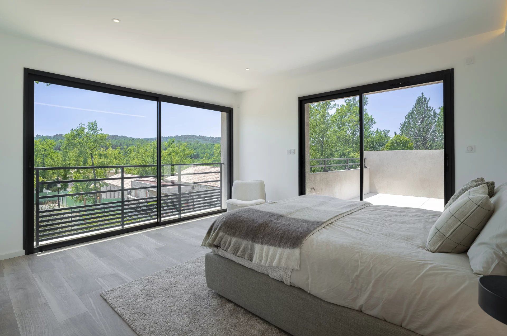 villa for sale on Tourrettes (83440)