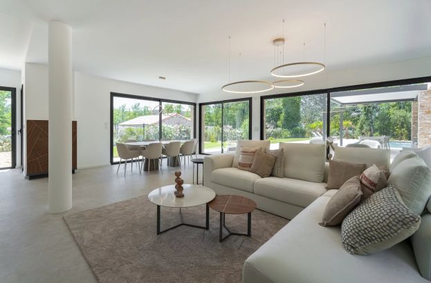 Vente Villa Tourrettes 240&nbsp;m²