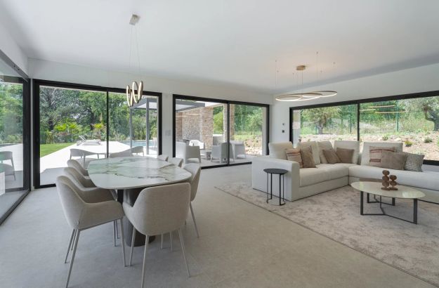 Vente Villa Tourrettes 240&nbsp;m²