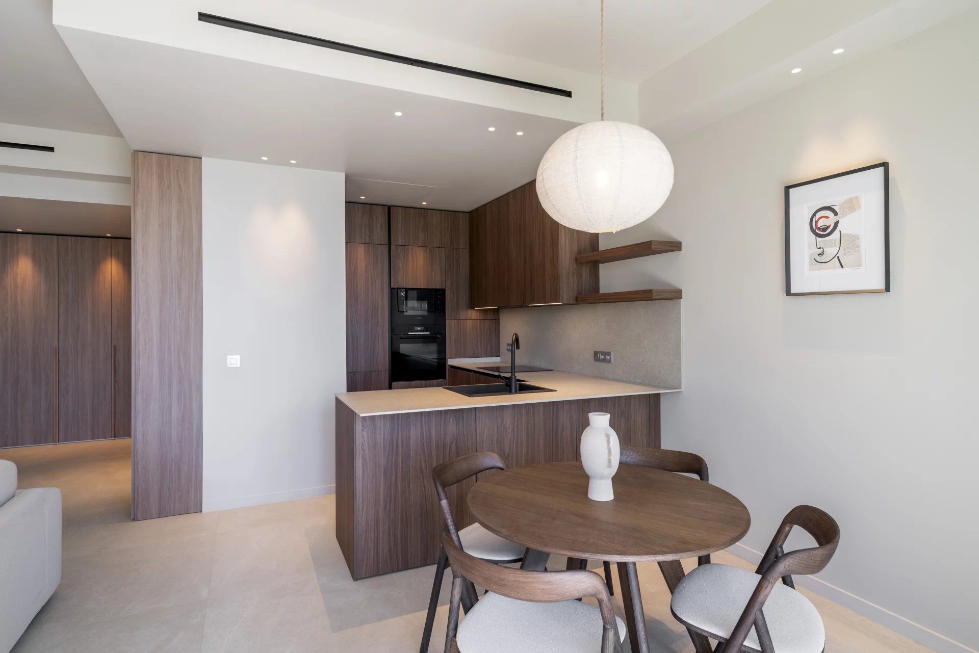 apartment 3 Rooms for sale on Cannes (06400)