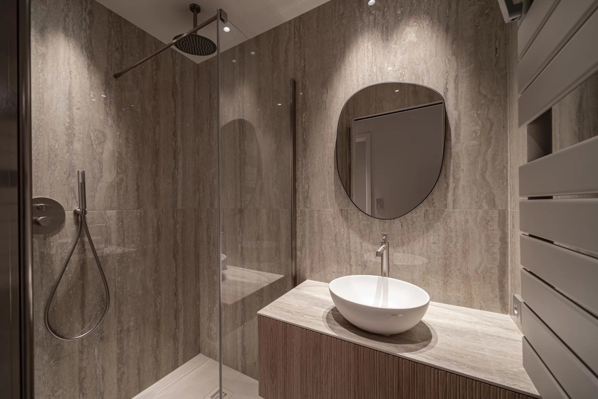 apartment 3 Rooms for sale on Cannes (06400)