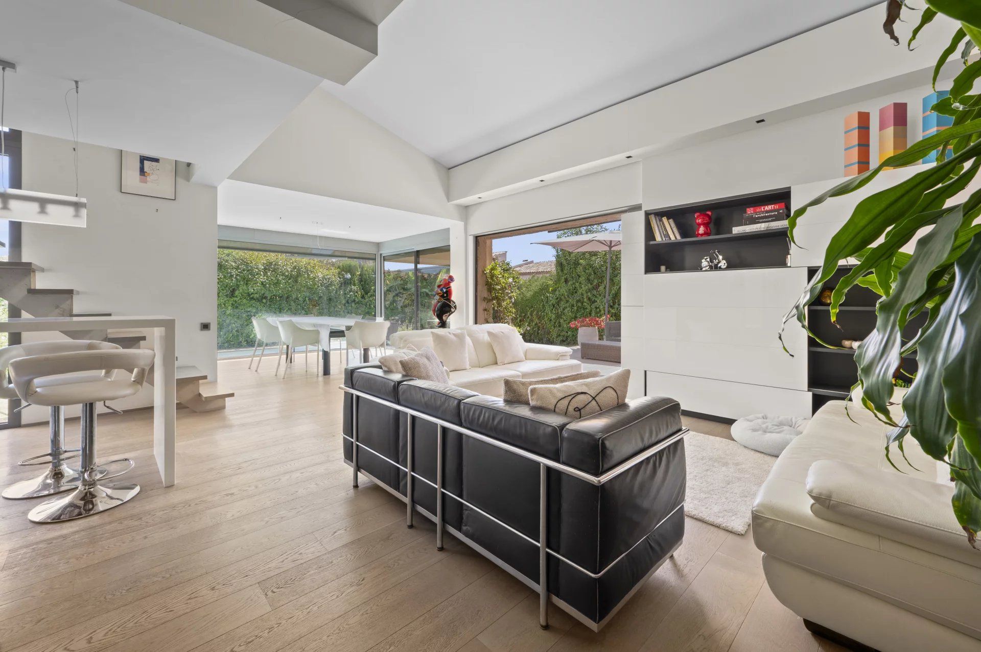 Vente Villa Saint-Jean-Cap-Ferrat 4 Pièces 148 m²
