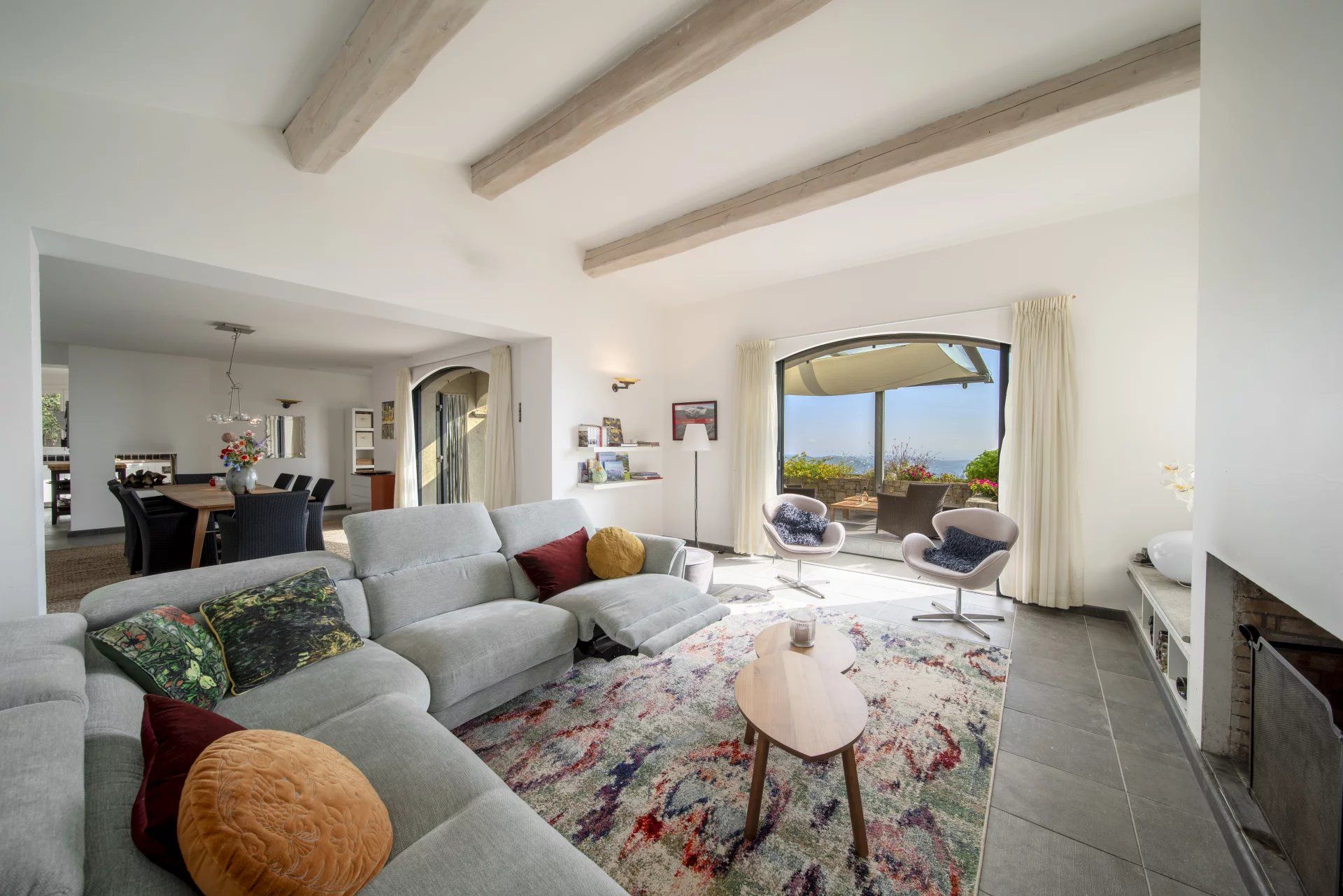 villa 7 Rooms for sale on Châteauneuf-Grasse (06740)