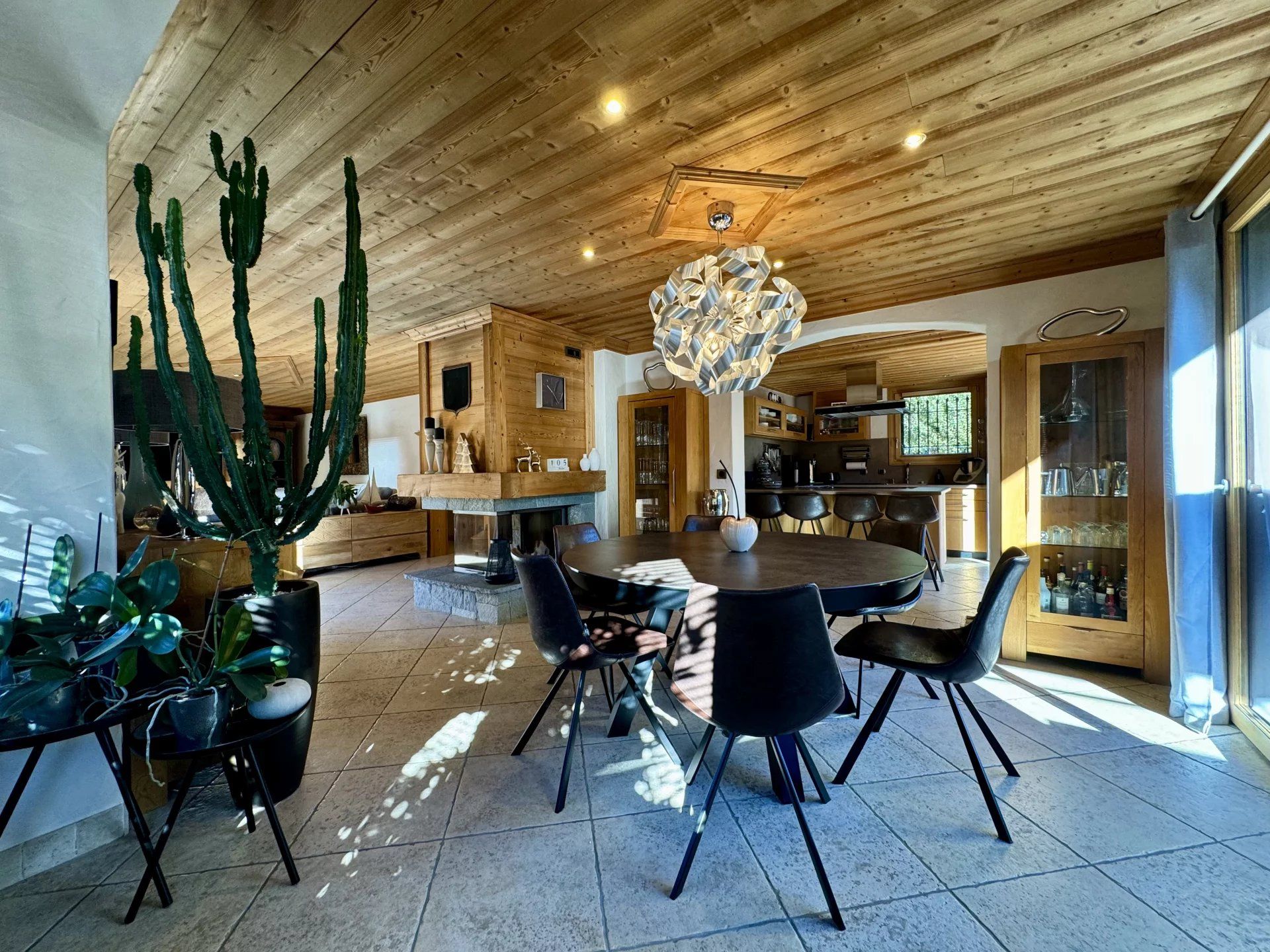 maison 4 Pièces en vente sur Bozel (73350) Vente Maison Bozel 4 Pièces 250 m²