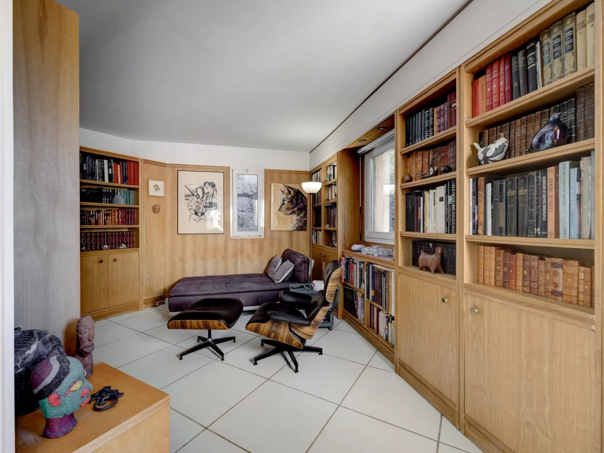 villa 7 Rooms for sale on Nice (06300)