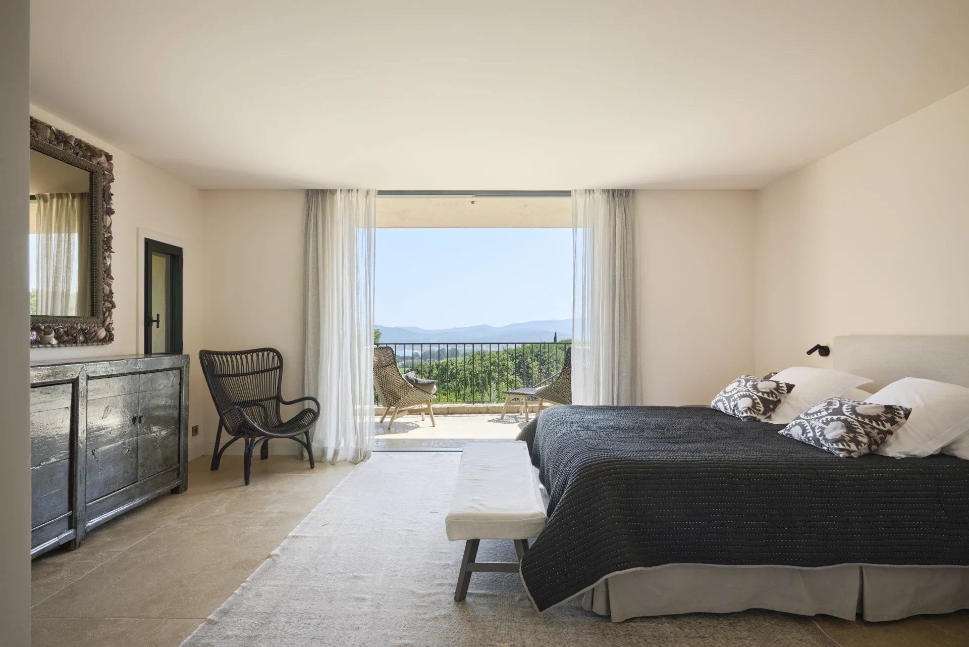 villa 19 Pièces en location saisonnière sur Grimaud (83310)