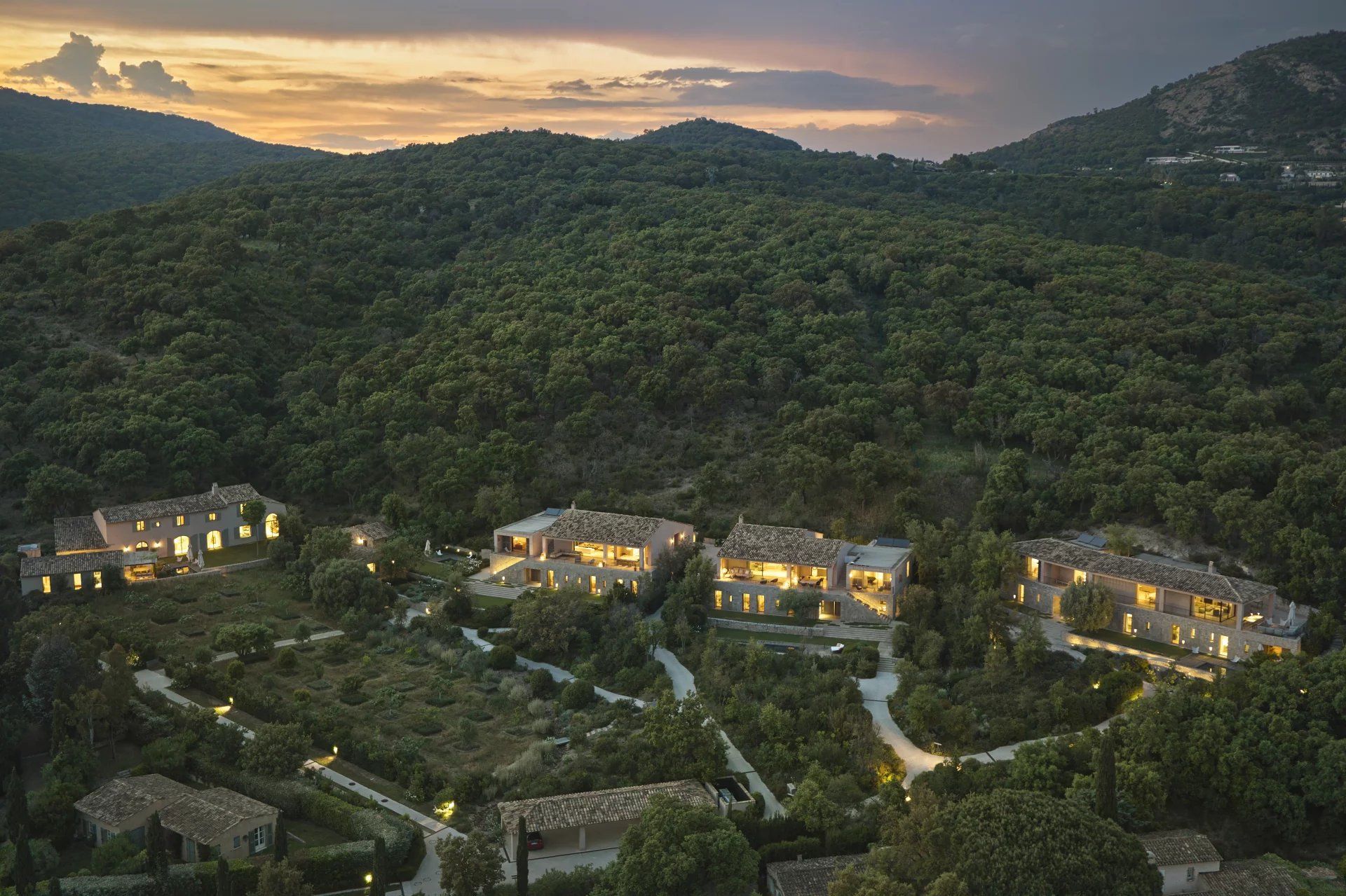 Rental Villa Grimaud 31&nbsp;Rooms 1200&nbsp;m²