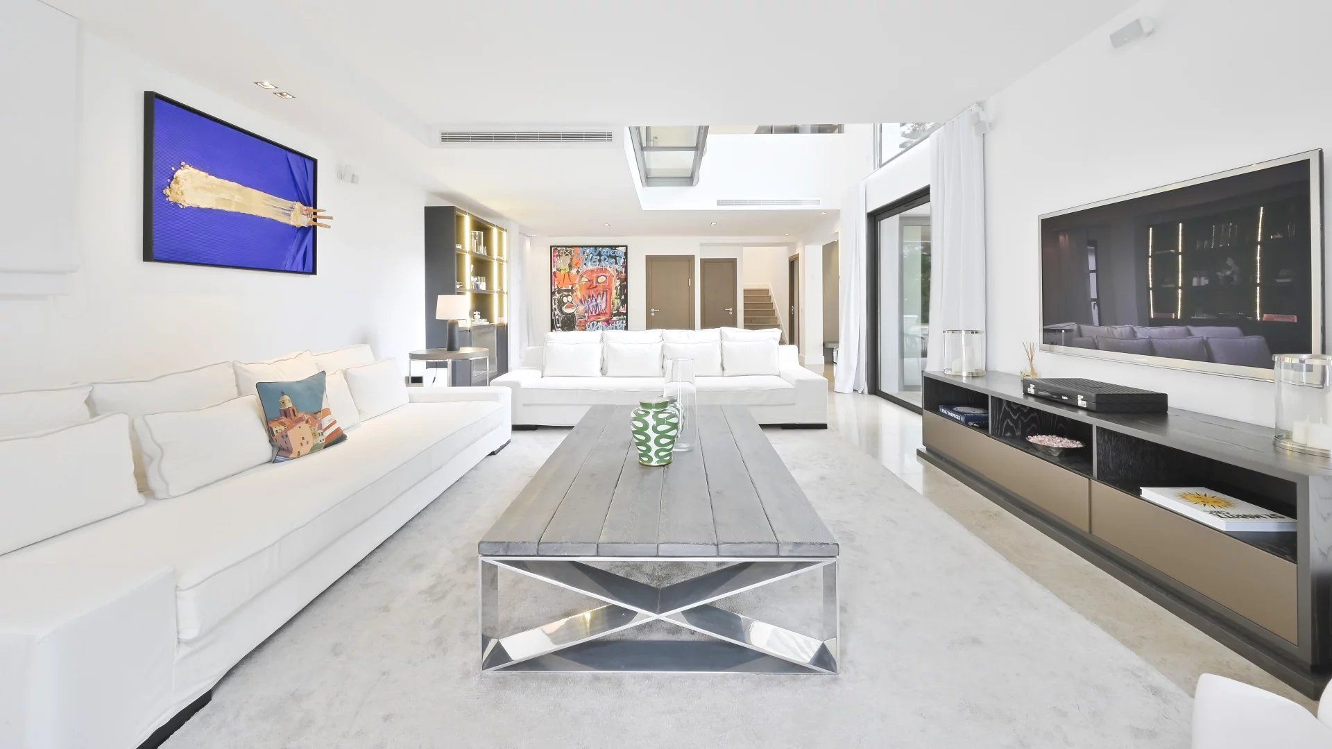 villa 6 Rooms for seasonal rent on Gassin (83580)