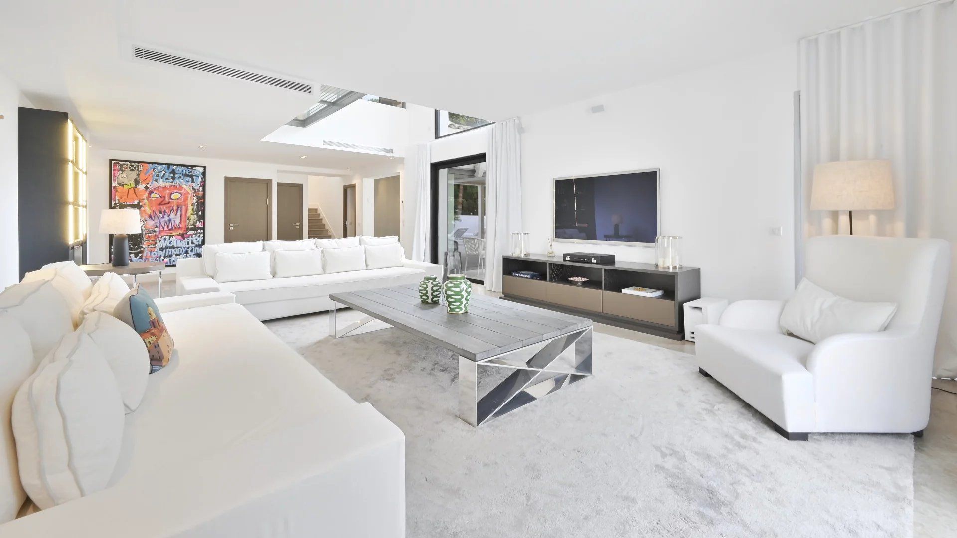 villa 6 Rooms for seasonal rent on Gassin (83580)