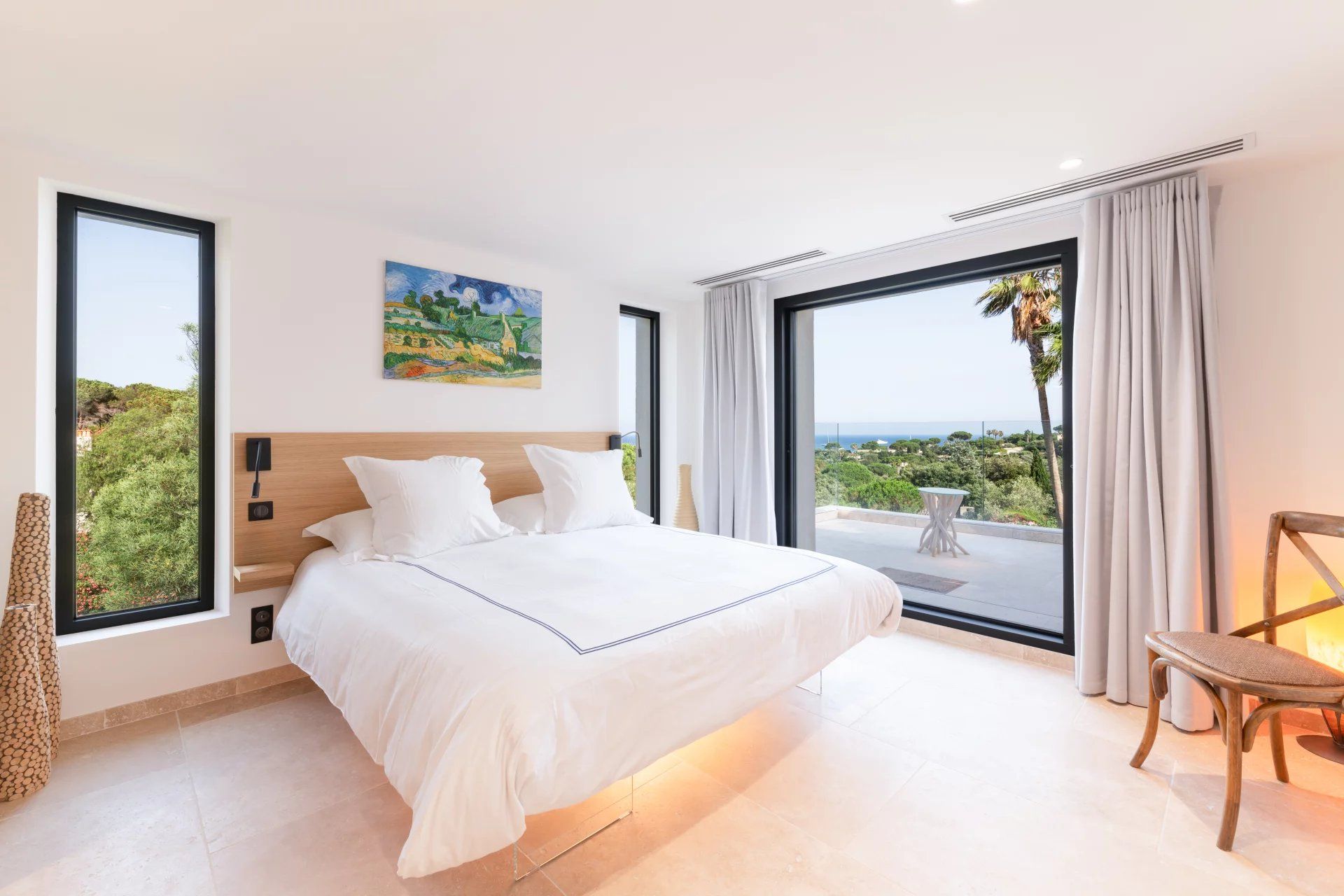 villa 6 Rooms for seasonal rent on Ramatuelle (83350)