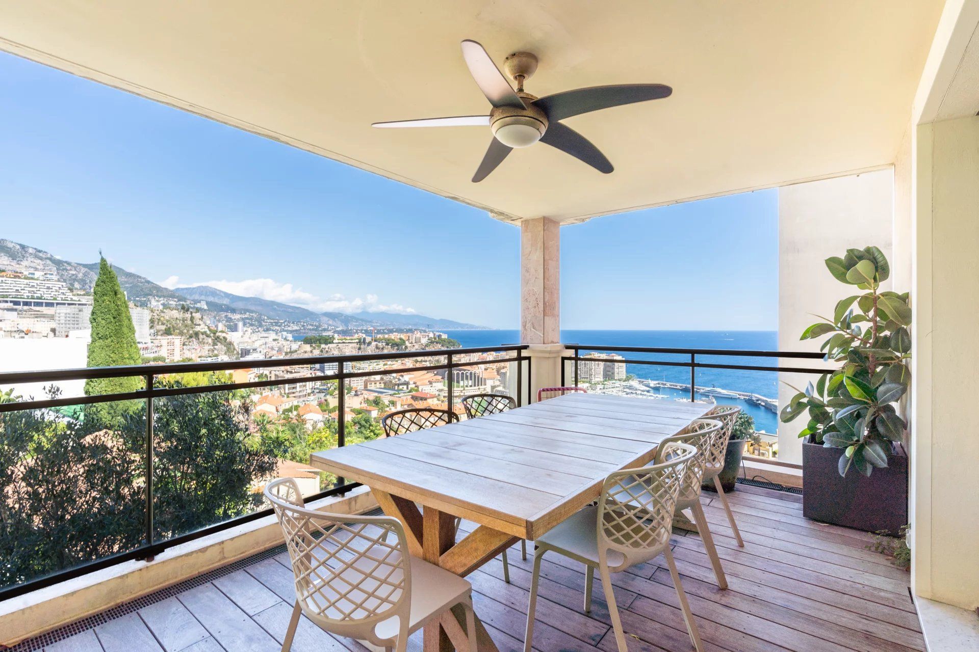 Vente Appartement Cap-d'Ail 5 Pièces 108 m²