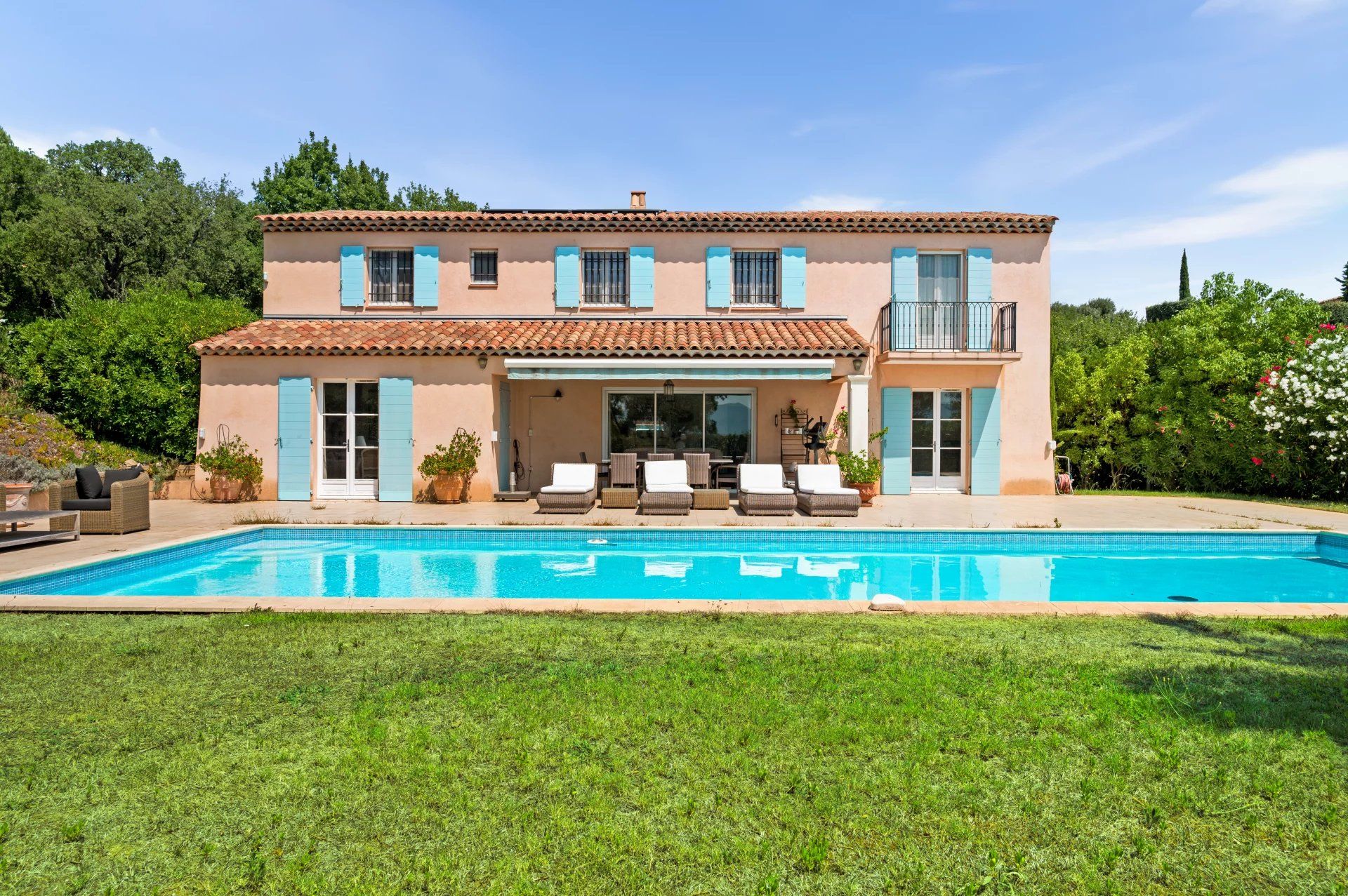 Sale Villa Grimaud 5 Rooms 219.63 m²