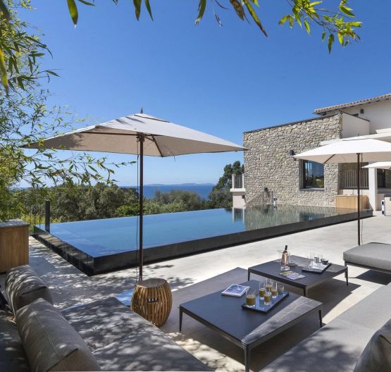 Location saisonnière Villa La Croix-Valmer 7&nbsp;Pièces 390&nbsp;m²