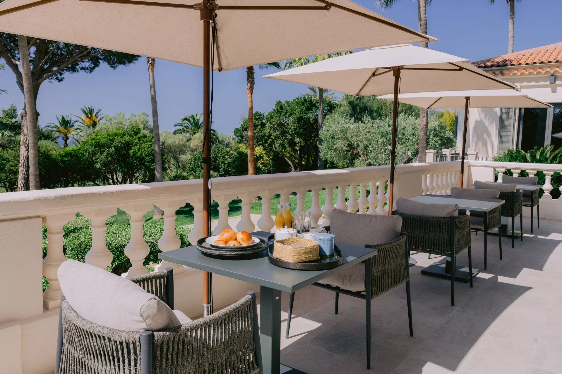 villa 12 Rooms for seasonal rent on La Croix-Valmer (83420)