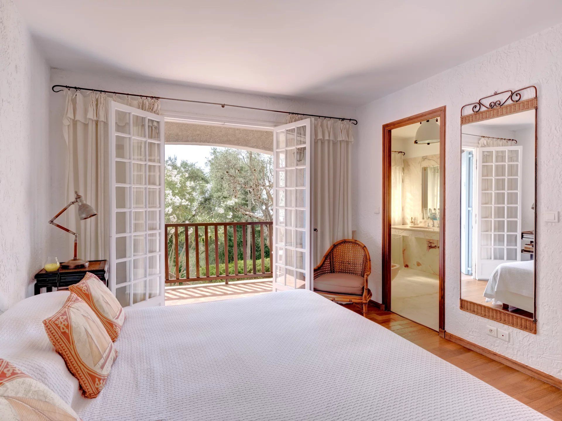 villa 6 Pièces en vente sur Èze (06360) Vente Villa Èze 6 Pièces 320 m²