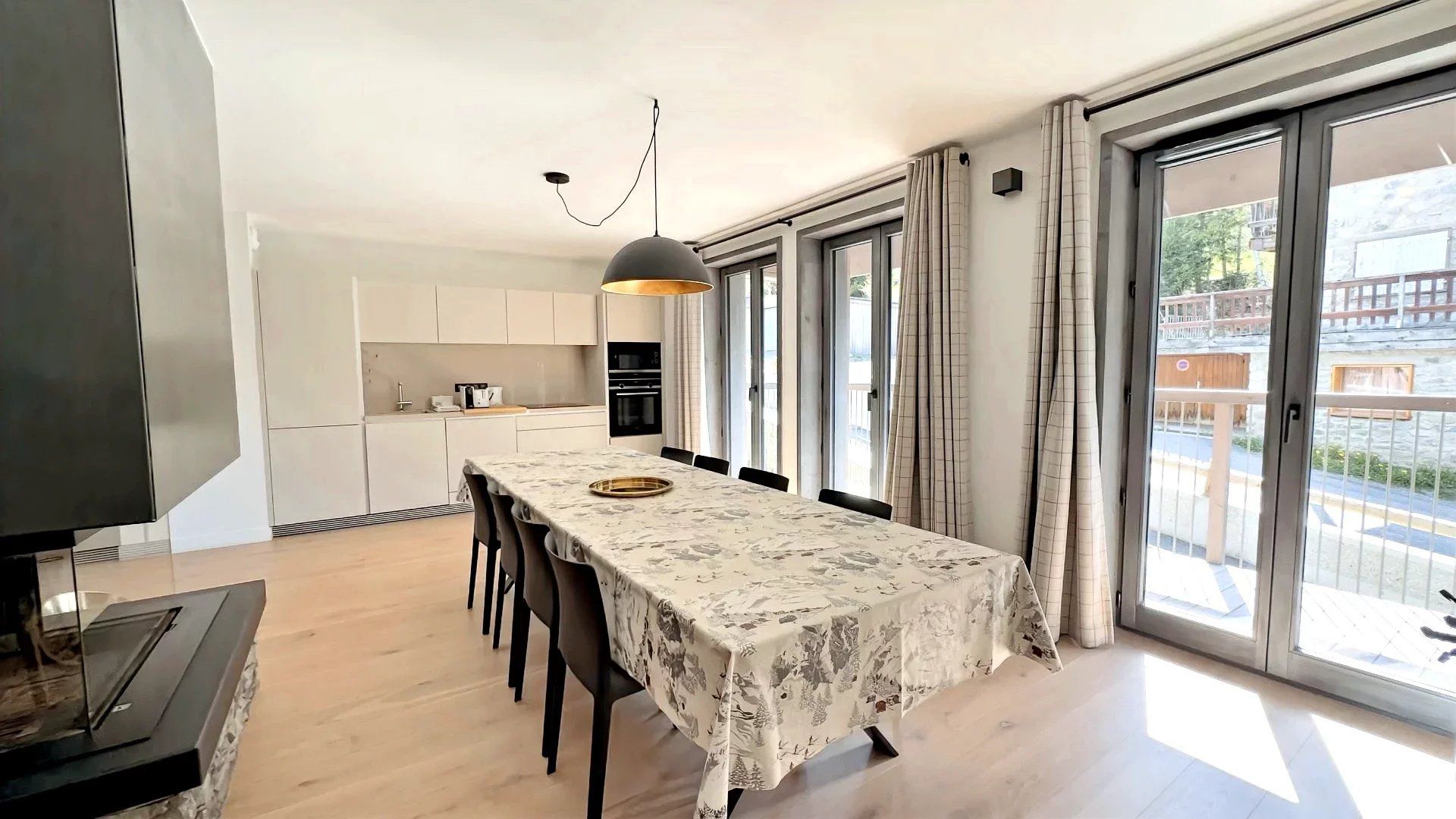 apartment 6 Rooms for sale on Courchevel (73120)