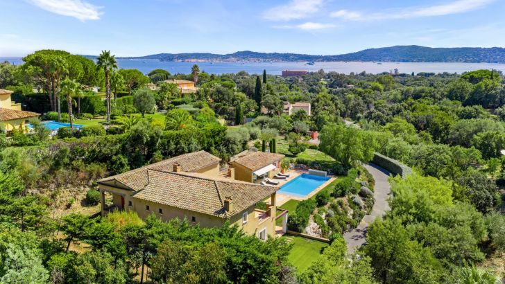 Vente Villa Grimaud 6&nbsp;Pièces 350&nbsp;m²