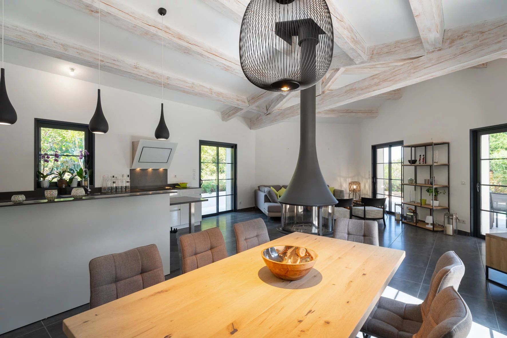 villa 6 Pièces en location saisonnière sur Saint-Tropez (83990)